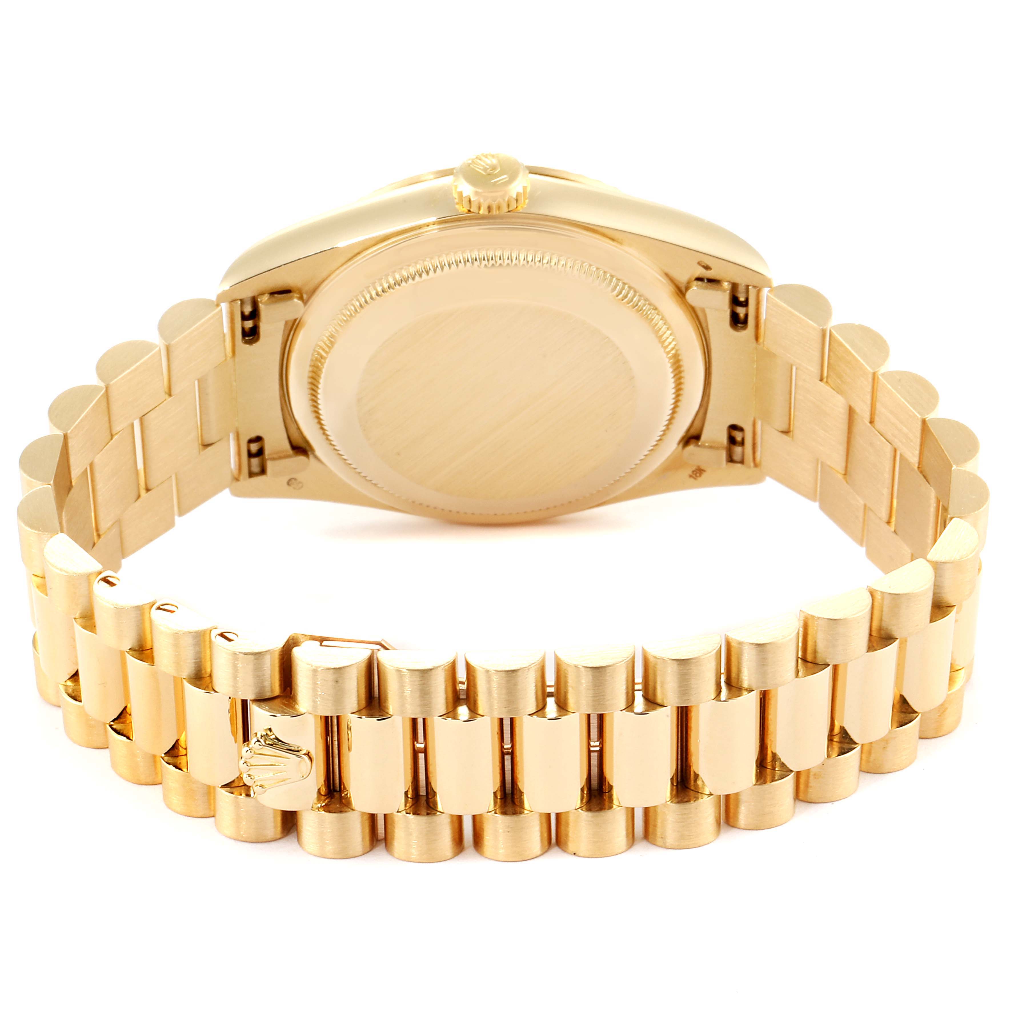 This image shows the backside and bracelet of a Rolex President 18238 Men
s Yellow Gold Blue Dial 18238 Men
s Yellow Gold Blue Dial model watch, highlighting the clasp and case back.