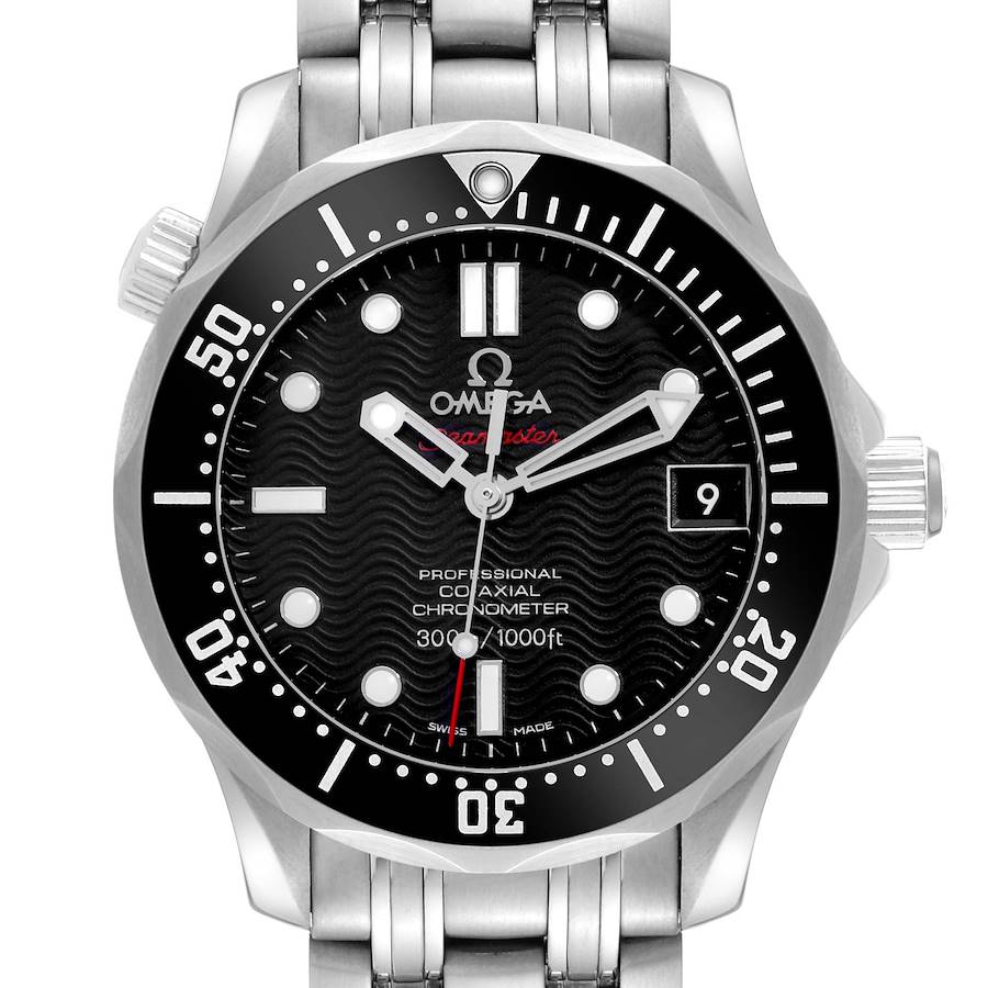 The image shows a front view of the Omega Seamaster watch, highlighting its face, bezel, and part of the bracelet.