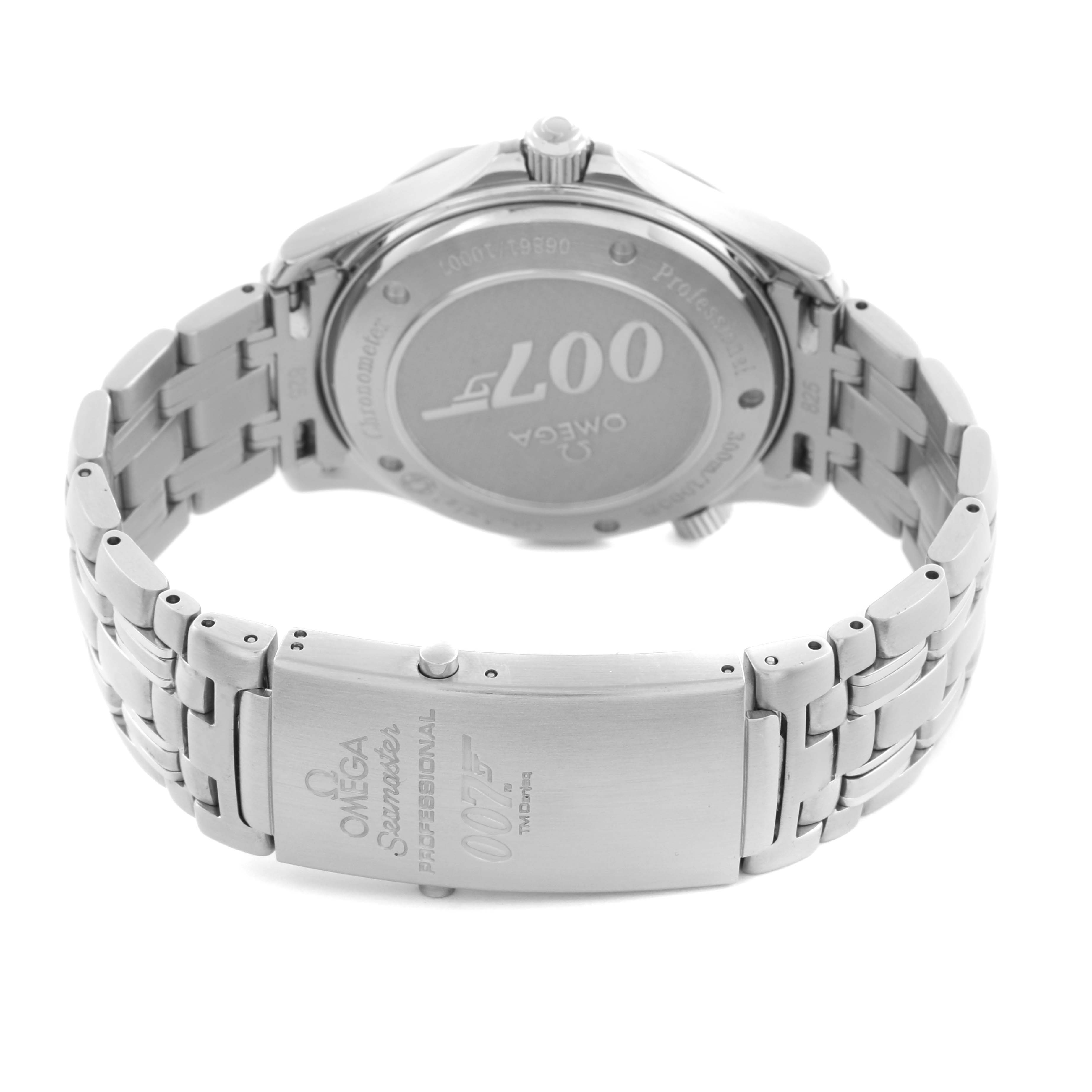 The image shows the back and side of the Omega Seamaster 2226.80.00 Men
s Stainless Steel Blue Dial 2226.80.00 Men
s Stainless Steel Blue Dial watch, highlighting the case back and bracelet clasp with 007 branding.