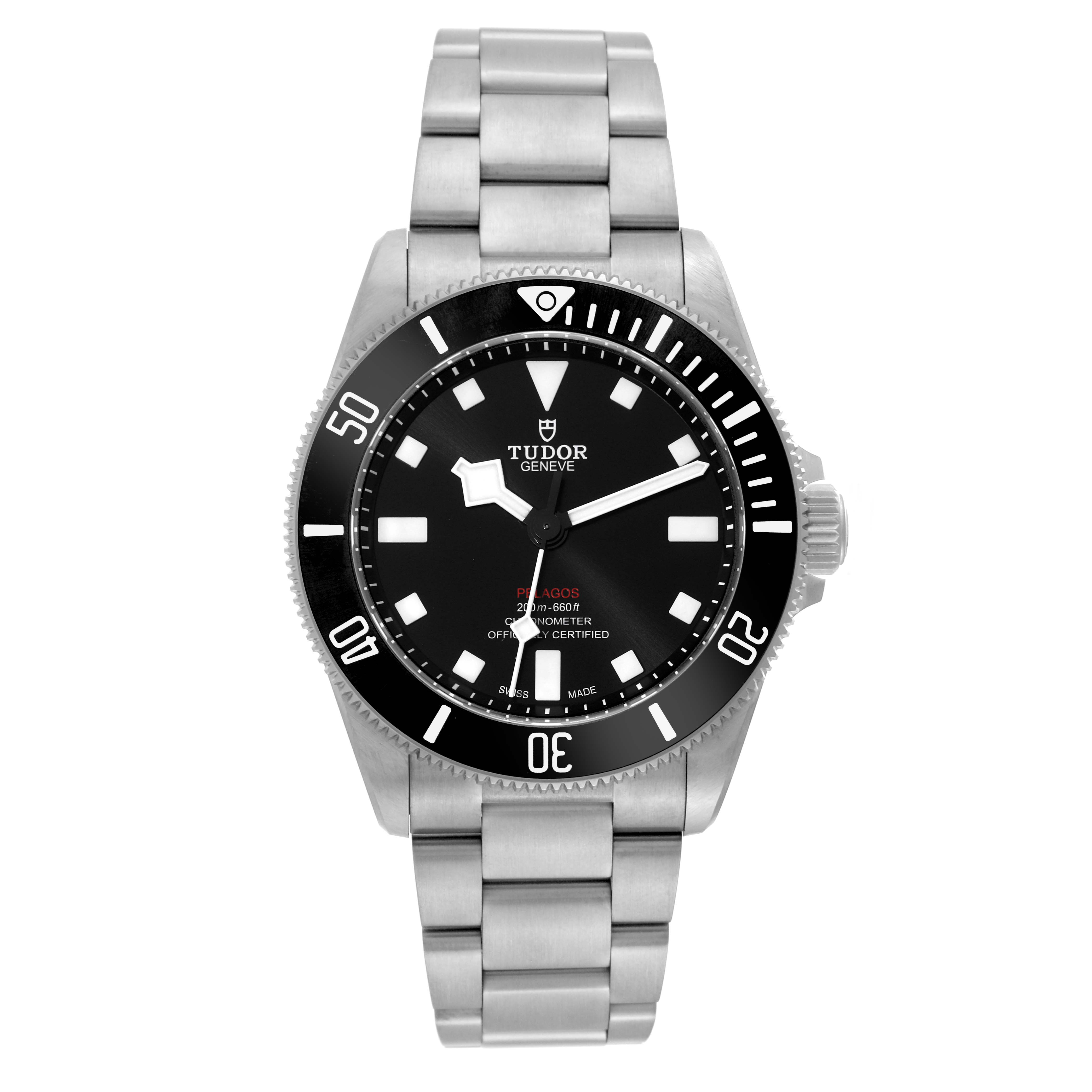 The image shows a front view of the Tudor Pelagos 25407N Men
s Titanium Black Dial 25407N Men
s Titanium Black Dial watch, highlighting its face, bezel, and bracelet.