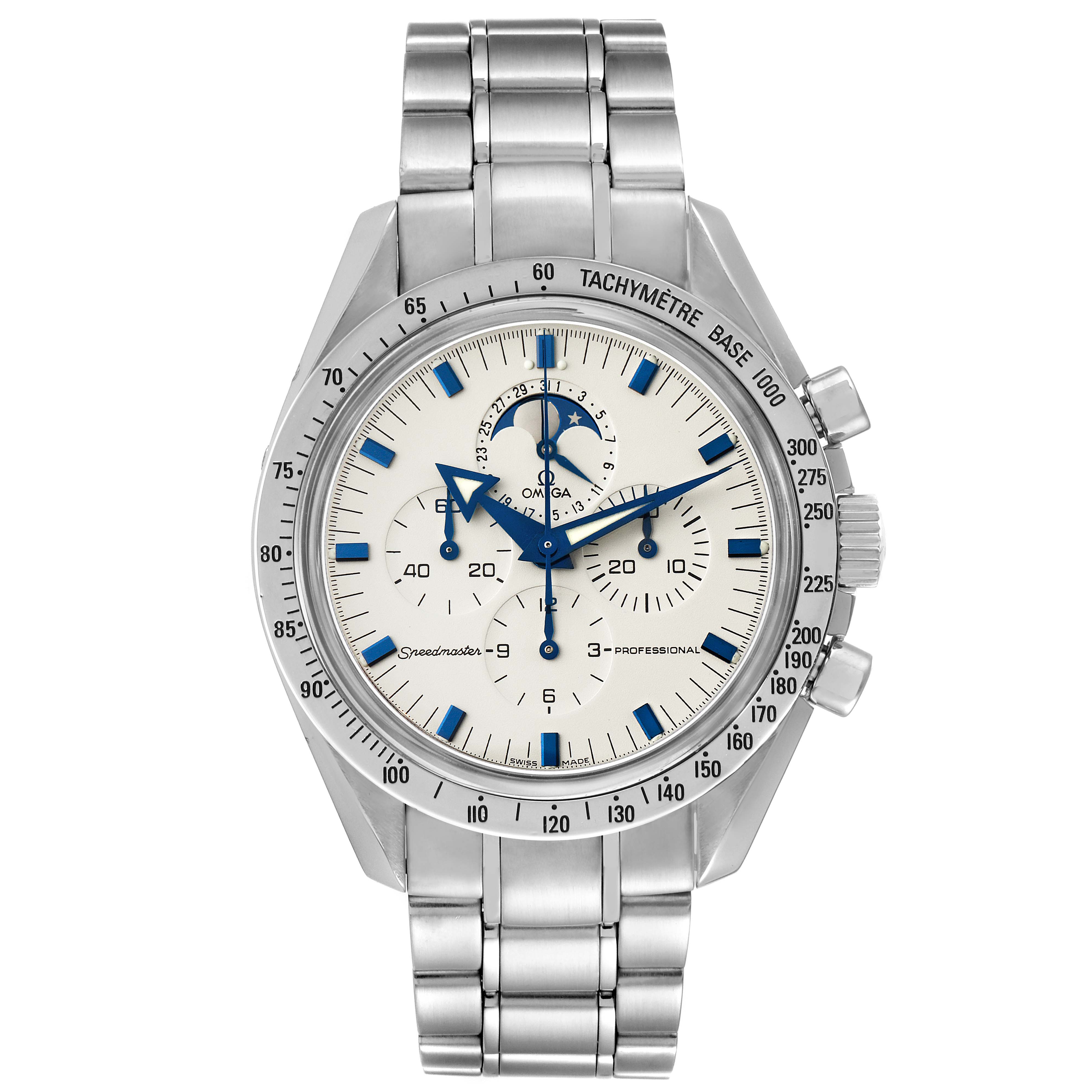 This front-facing image of the Omega Speedmaster 3575.20.00 Men's Stainless Steel White Dial 3575.20.00 Men's Stainless Steel White Dial watch showcases the dial, hands, and bracelet in full view.