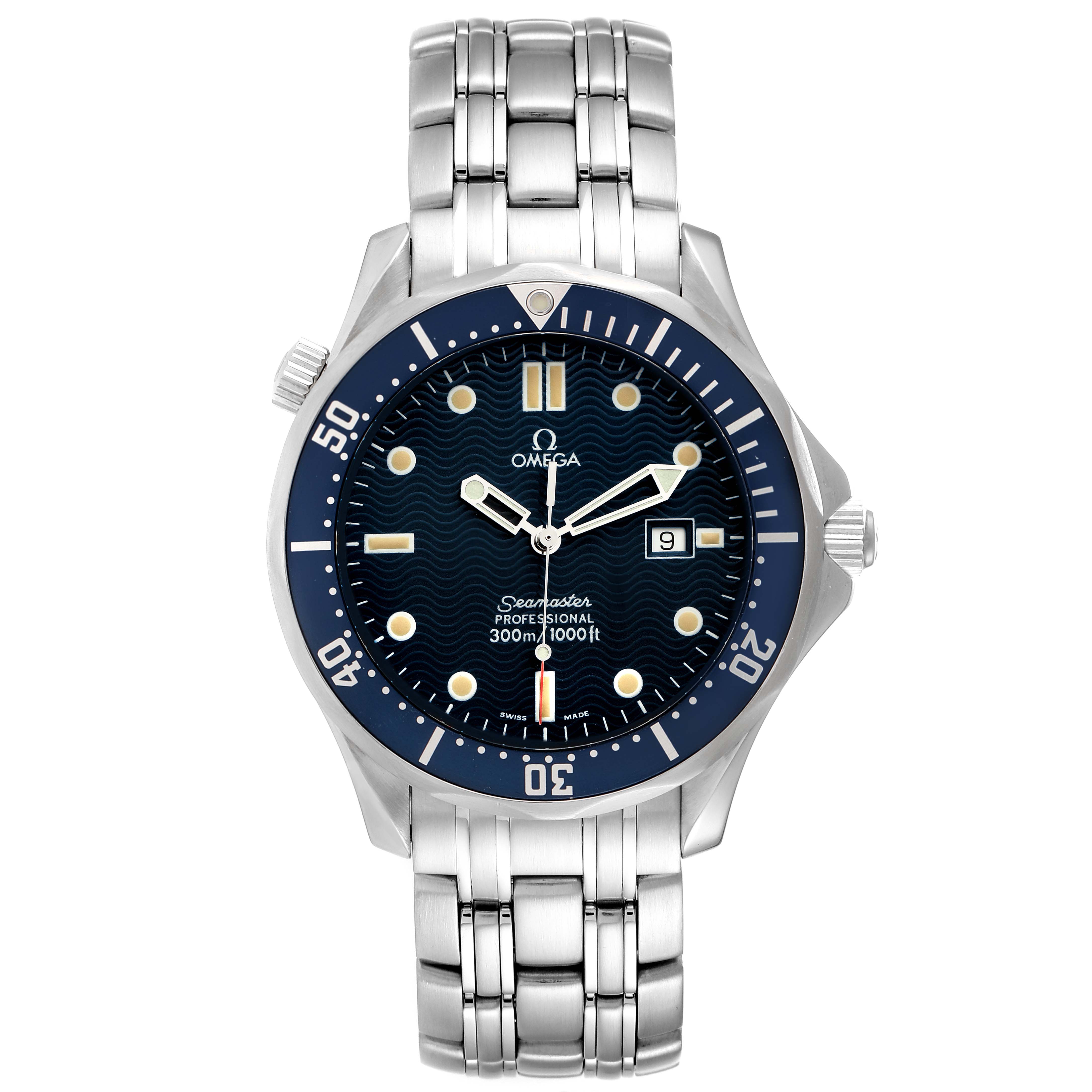 The image shows a front view of the Omega Seamaster 2541.80.00 Men's Stainless Steel Blue Dial 2541.80.00 Men's Stainless Steel Blue Dial watch, featuring the dial, bezel, bracelet, and date window.