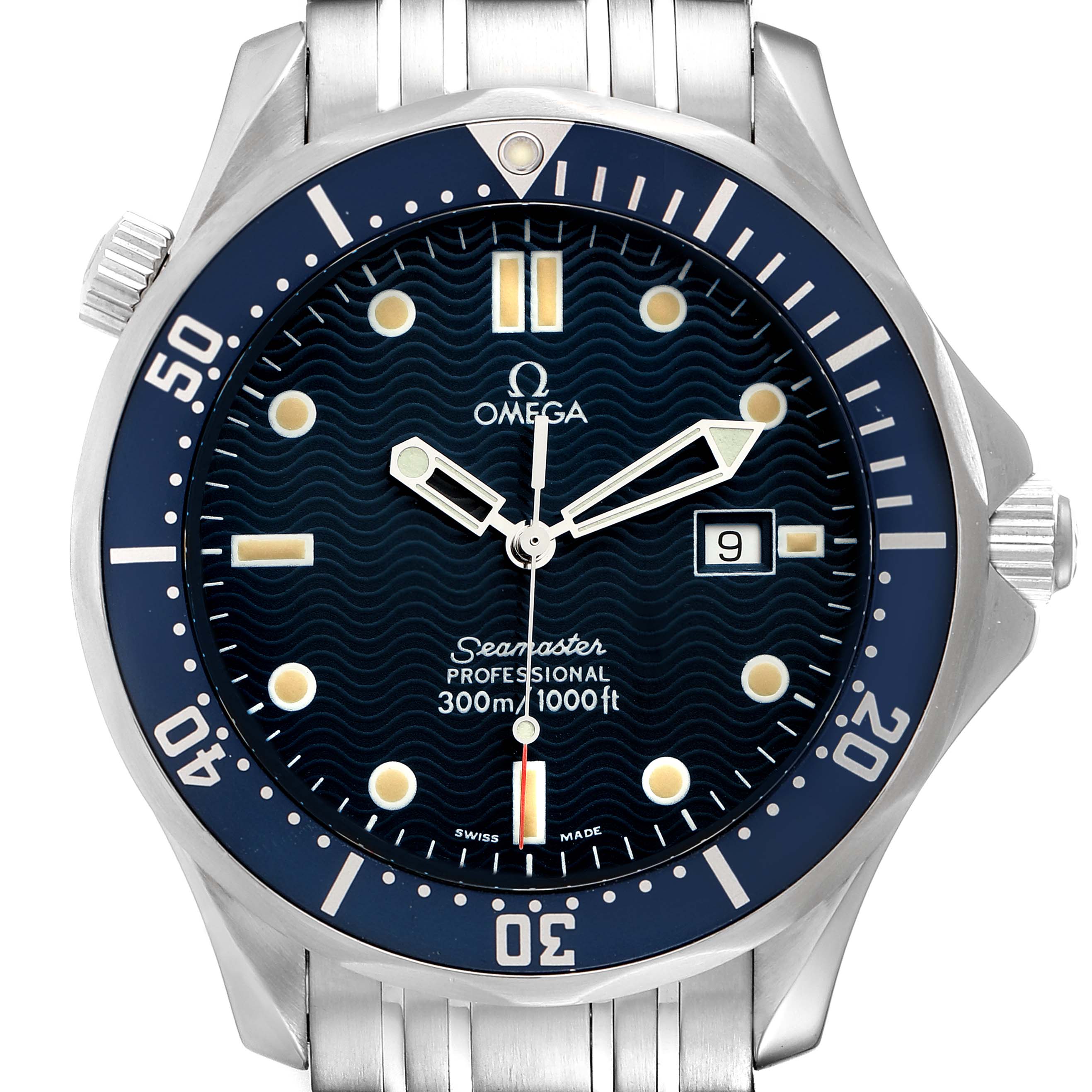 The Omega Seamaster 2541.80.00 Men's Stainless Steel Blue Dial 2541.80.00 Men's Stainless Steel Blue Dial watch is shown from a front view, displaying the dial, bezel, hands, date window, and part of the bracelet.