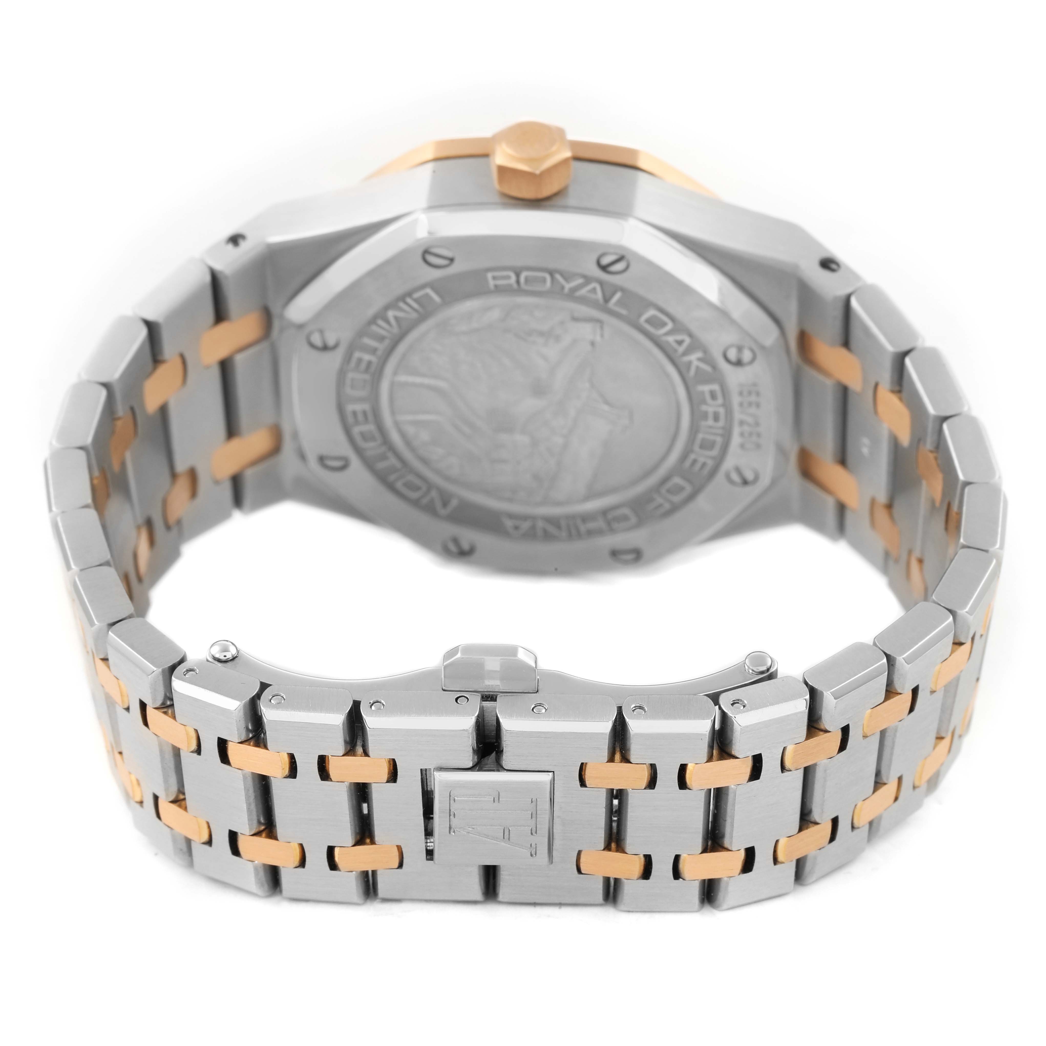 The image shows the back of the Audemars Piguet Royal Oak 26168SR Men's Steel and Gold (two tone) Black Dial watch, highlighting its bracelet and case back.