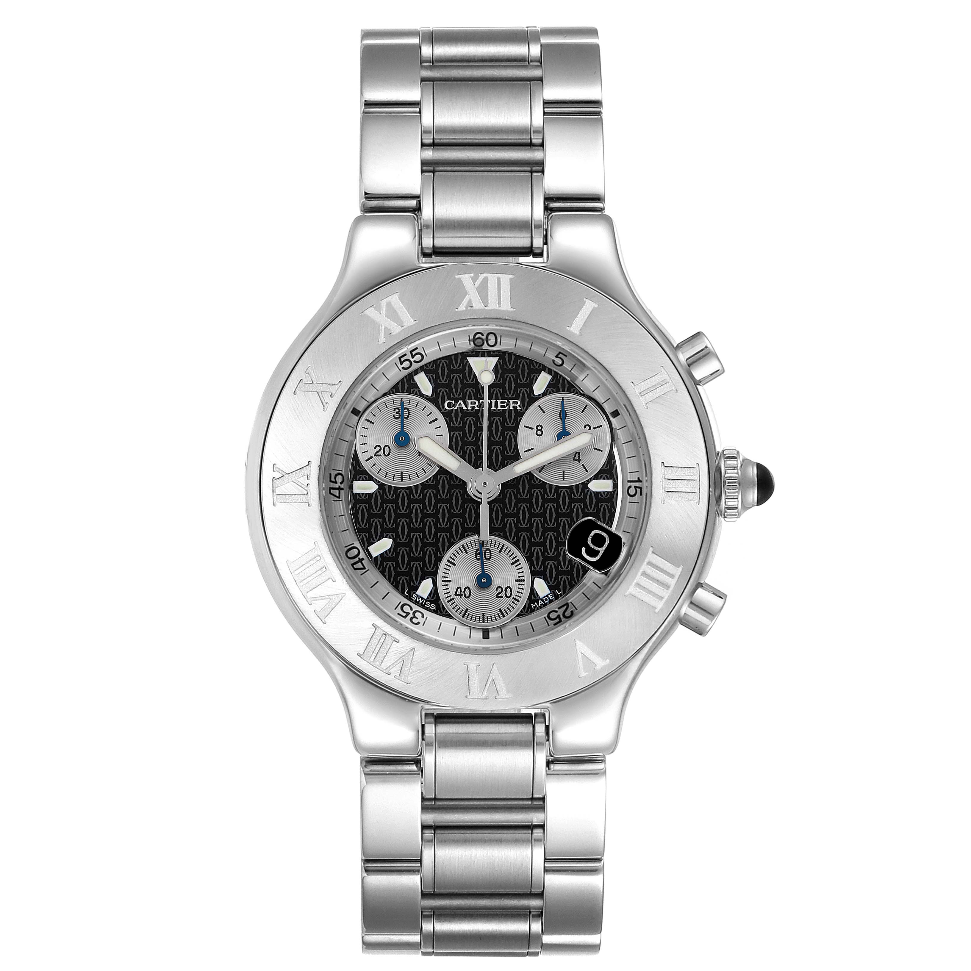 The image shows a Must 21 Chronoscaph model by Cartier viewed from the front, highlighting the dial, bezel, and bracelet.