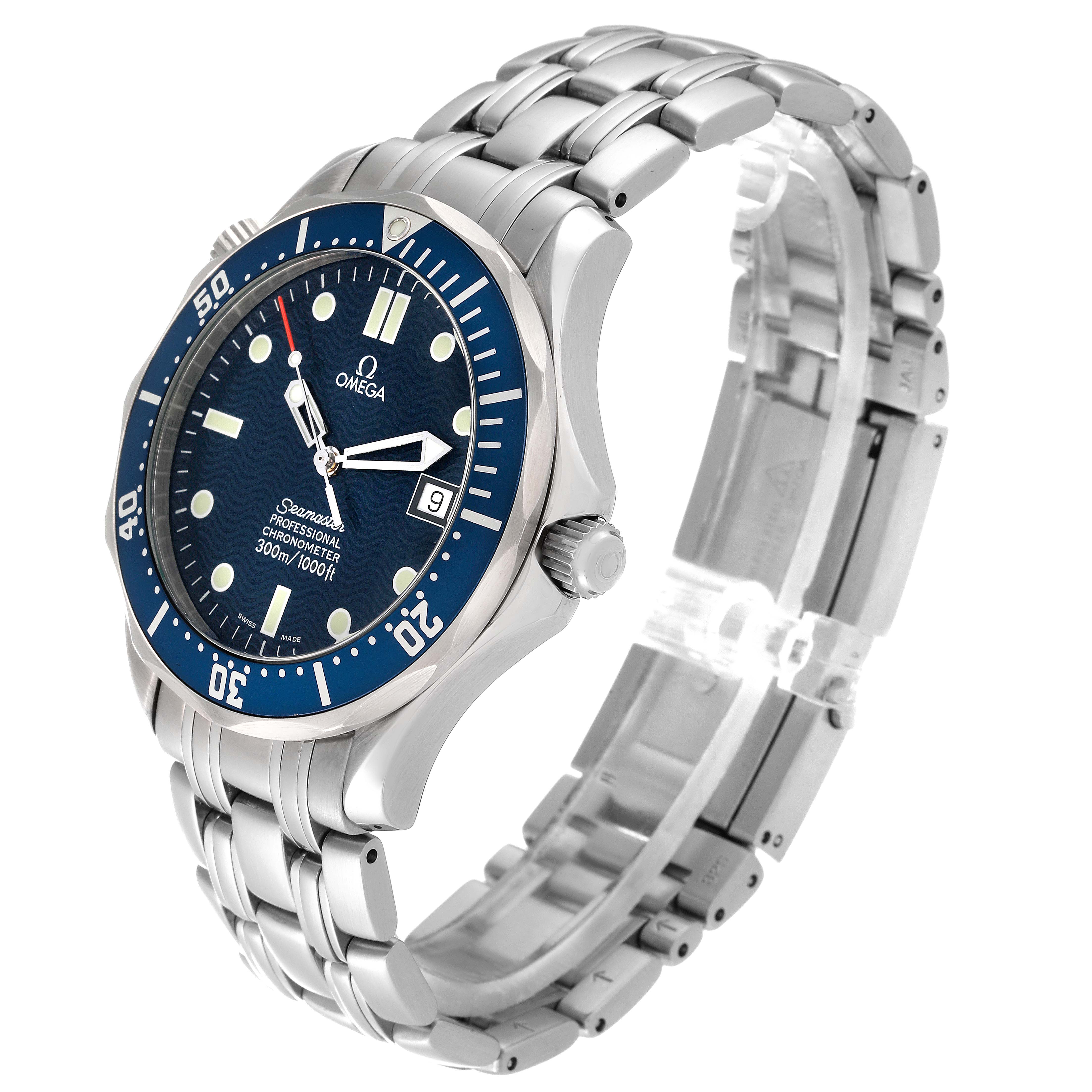 The image shows an Omega Seamaster 2531.80.00 Men
s Stainless Steel Blue Dial 2531.80.00 Men
s Stainless Steel Blue Dial watch from a side angle, highlighting its bezel, dial, and metal bracelet.