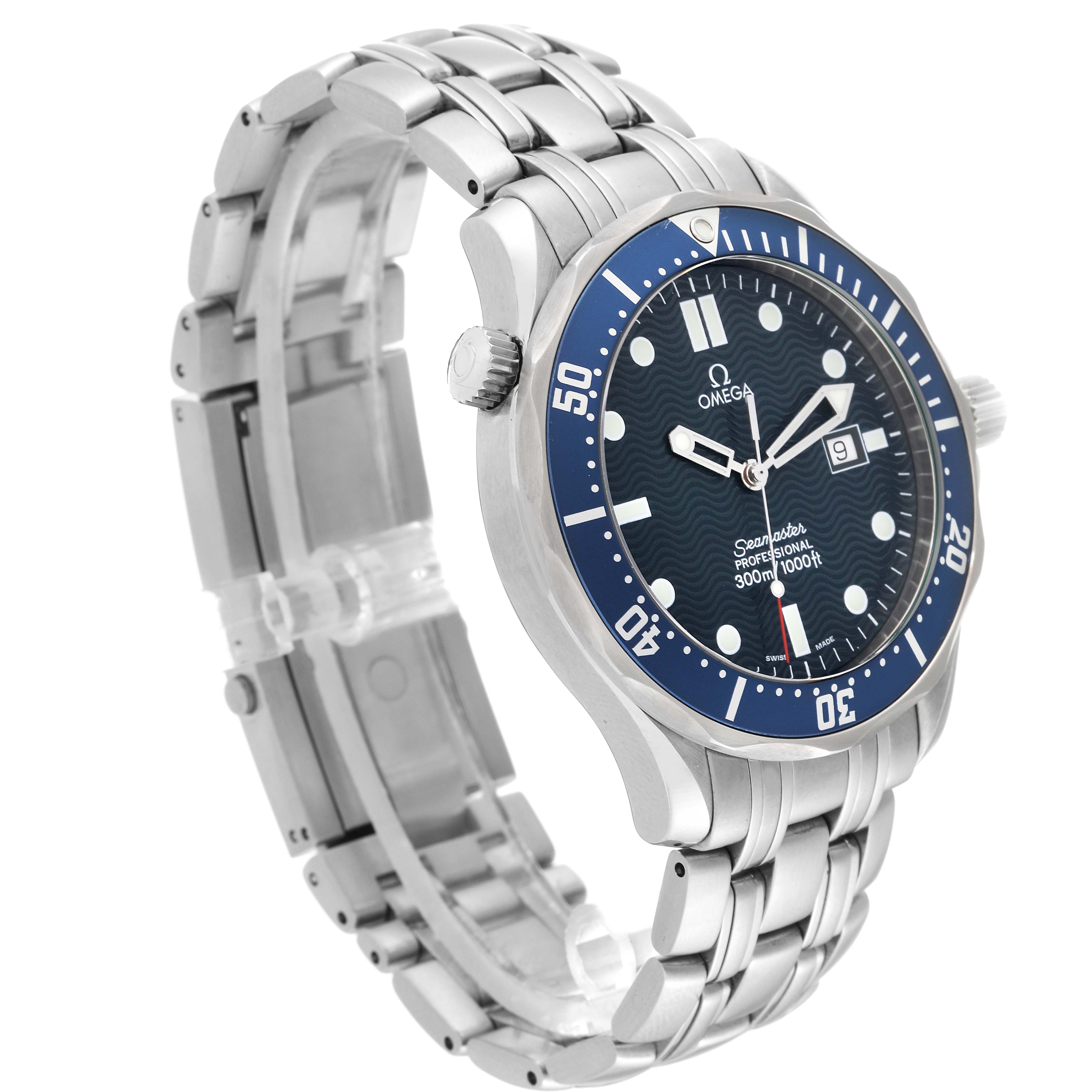 The image depicts an Omega Seamaster 2541.80.00 Men's Stainless Steel Blue Dial 2541.80.00 Men's Stainless Steel Blue Dial watch at a slight angle, showing the face, bezel, crown, and metal bracelet.