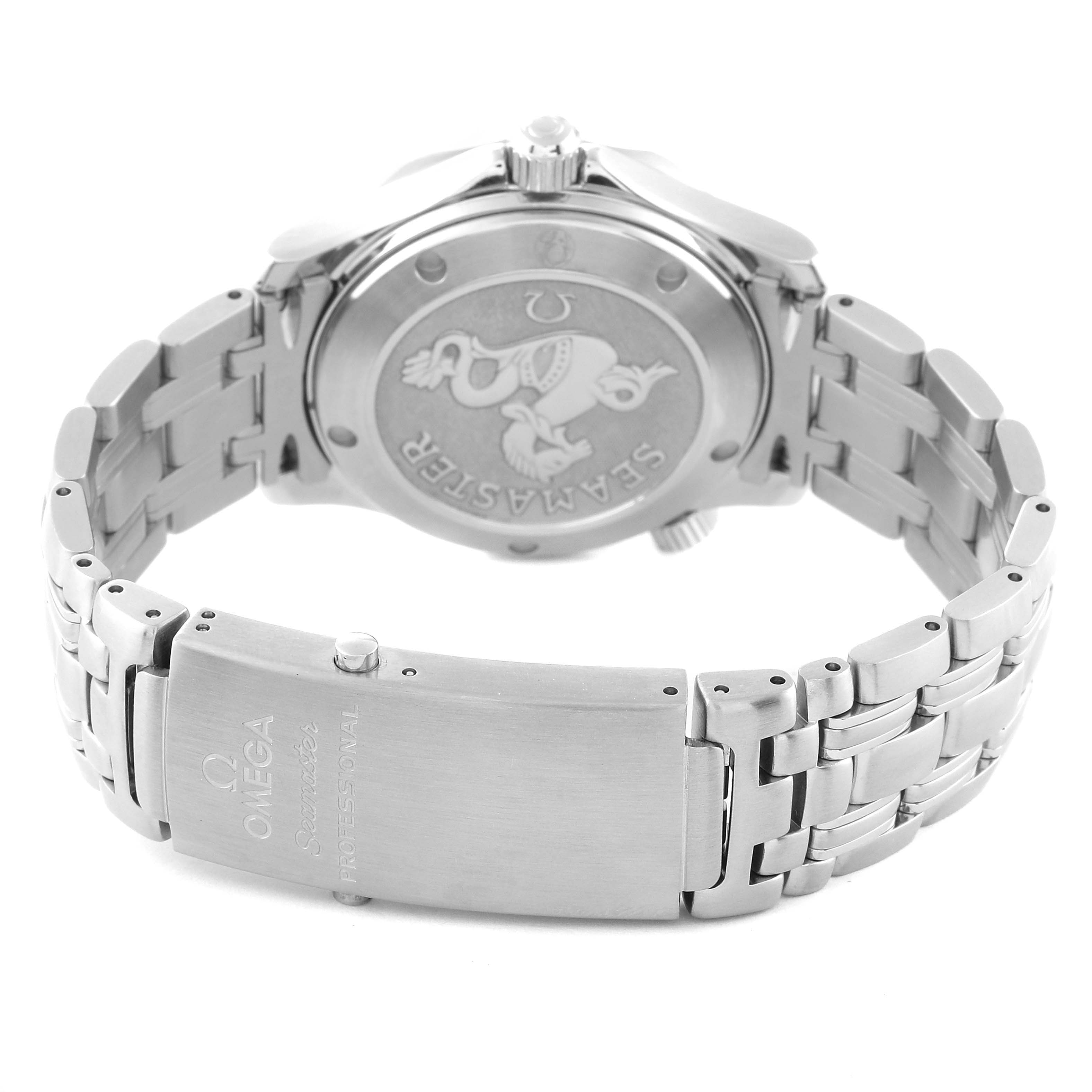 The image shows the back case and bracelet clasp of an Omega Seamaster 2222.80.00 Men
s Stainless Steel Blue Dial 2222.80.00 Men
s Stainless Steel Blue Dial watch.