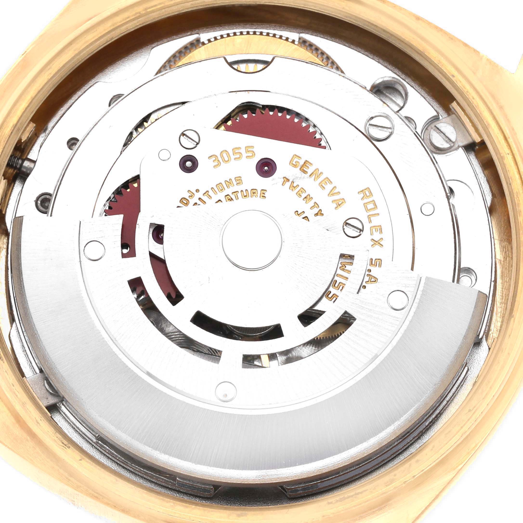 This image shows the inner movement and rotor of a Rolex President 18038 Men
s Yellow Gold White Dial 18038 Men
s Yellow Gold White Dial model from a top-down angle.