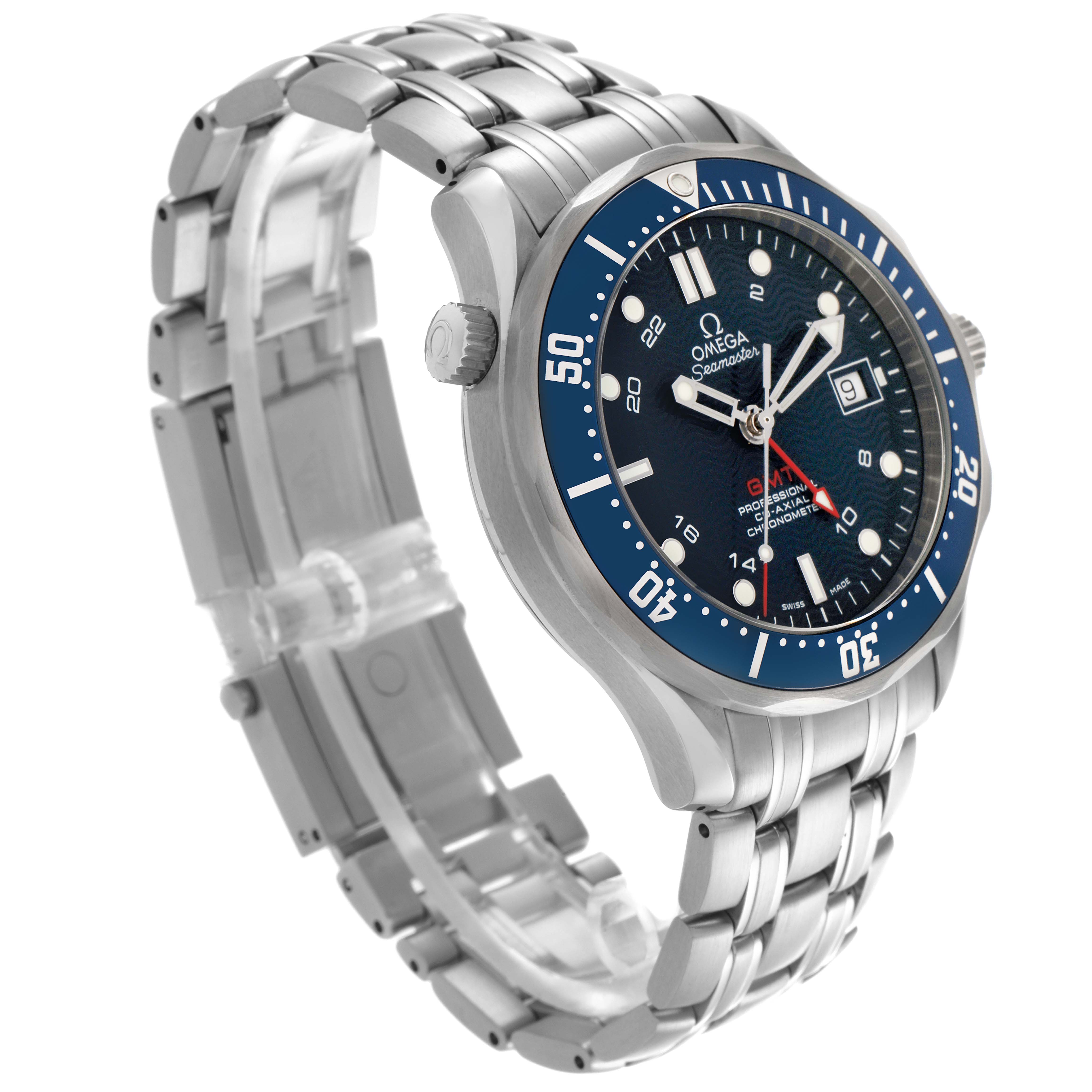 The Omega Seamaster 2535.80.00 Men
s Stainless Steel Blue Dial 2535.80.00 Men
s Stainless Steel Blue Dial watch is shown at an angled side view, highlighting the bracelet, bezel, and face.