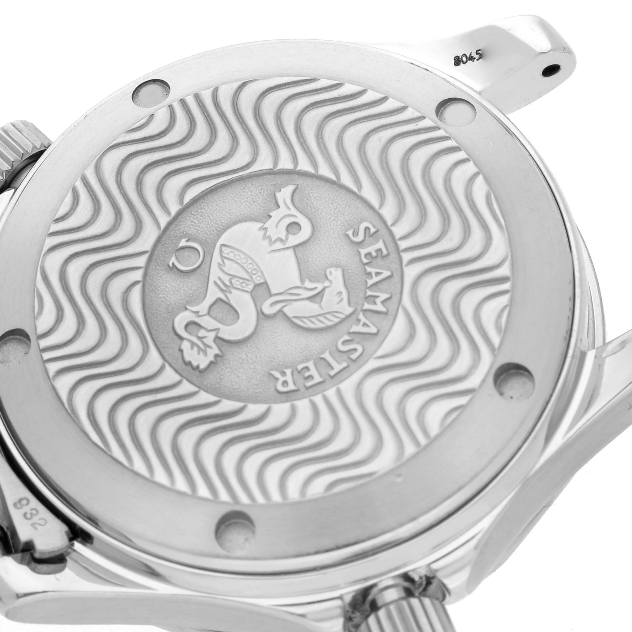 The image shows the back of the Omega Seamaster 2252.50.00 Men
s Stainless Steel Black Dial 2252.50.00 Men
s Stainless Steel Black Dial watch, highlighting the emblem and wave pattern.