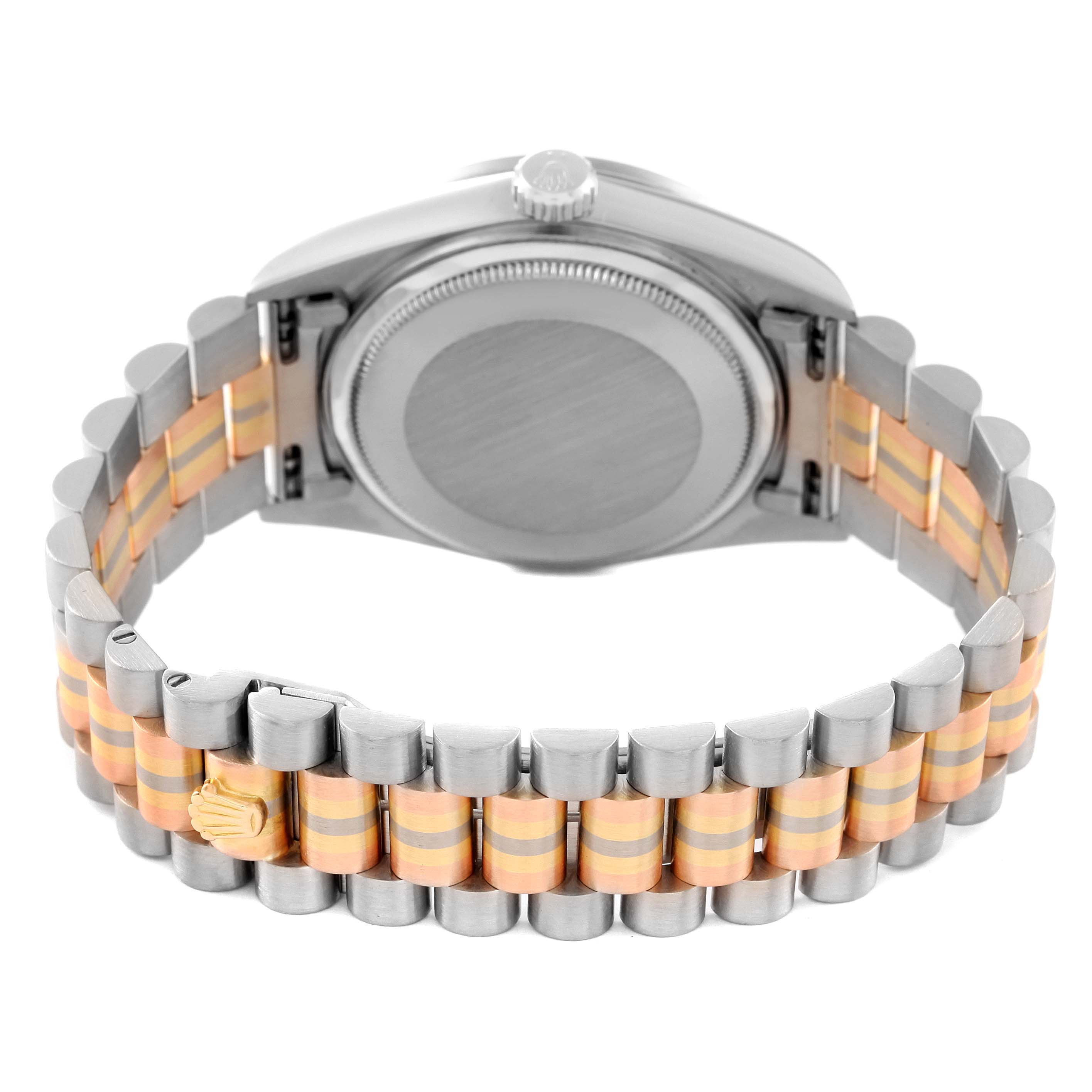 The image shows the back view of the Rolex President 18139 Men
s White Gold Brown Dial 18139 Men
s White Gold Brown Dial
s case and bracelet, highlighting the links and clasp.