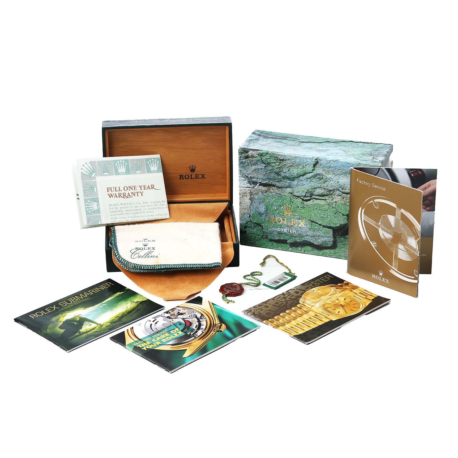 The image shows a Rolex Submariner 16613 Men's Steel and Gold (two tone) Black Dial box set, including booklets, warranty card, tags, and the case from a frontal angle.