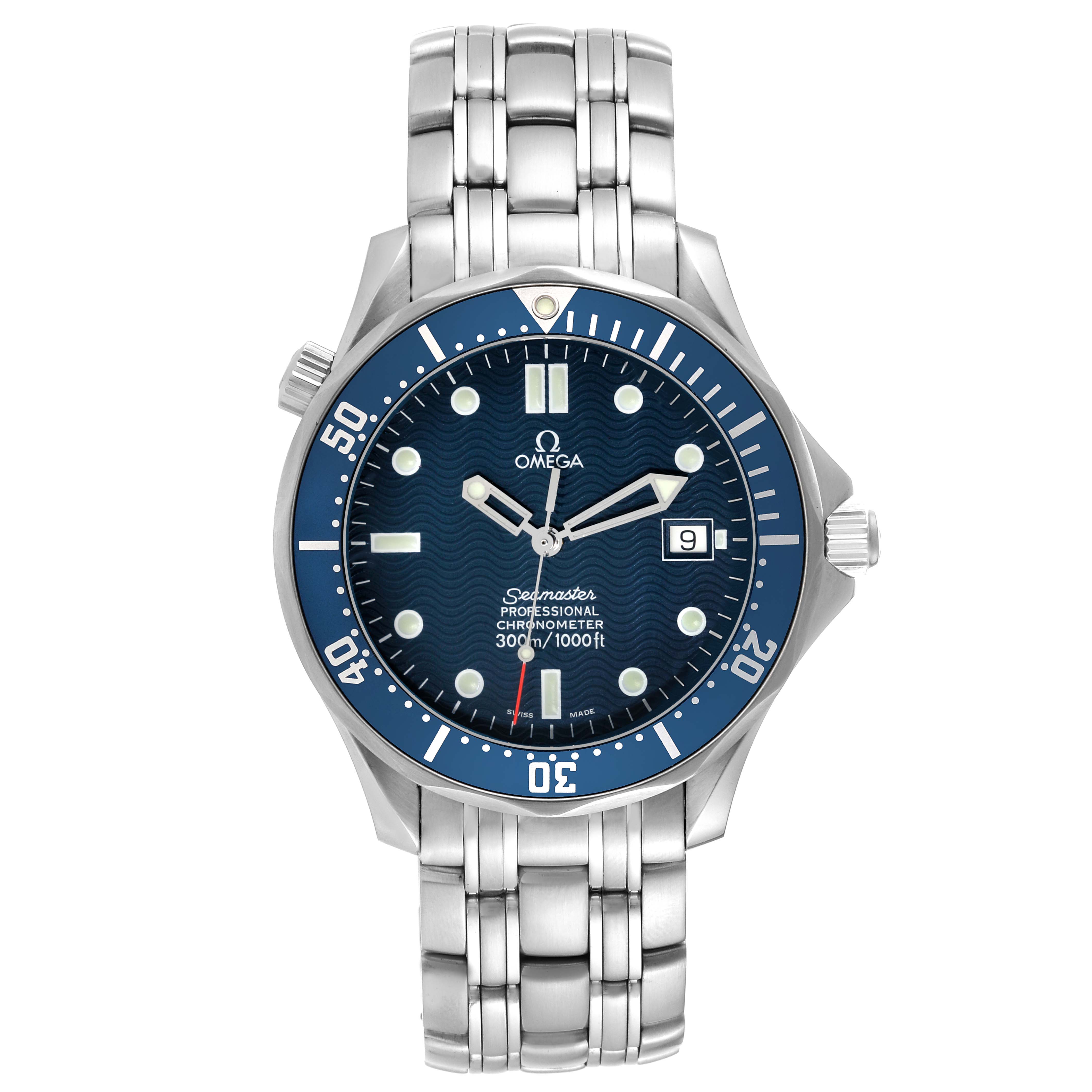 The image shows a front view of an Omega Seamaster 2531.80.00 Men
s Stainless Steel Blue Dial 2531.80.00 Men
s Stainless Steel Blue Dial watch, displaying its face, bezel, and part of the bracelet.