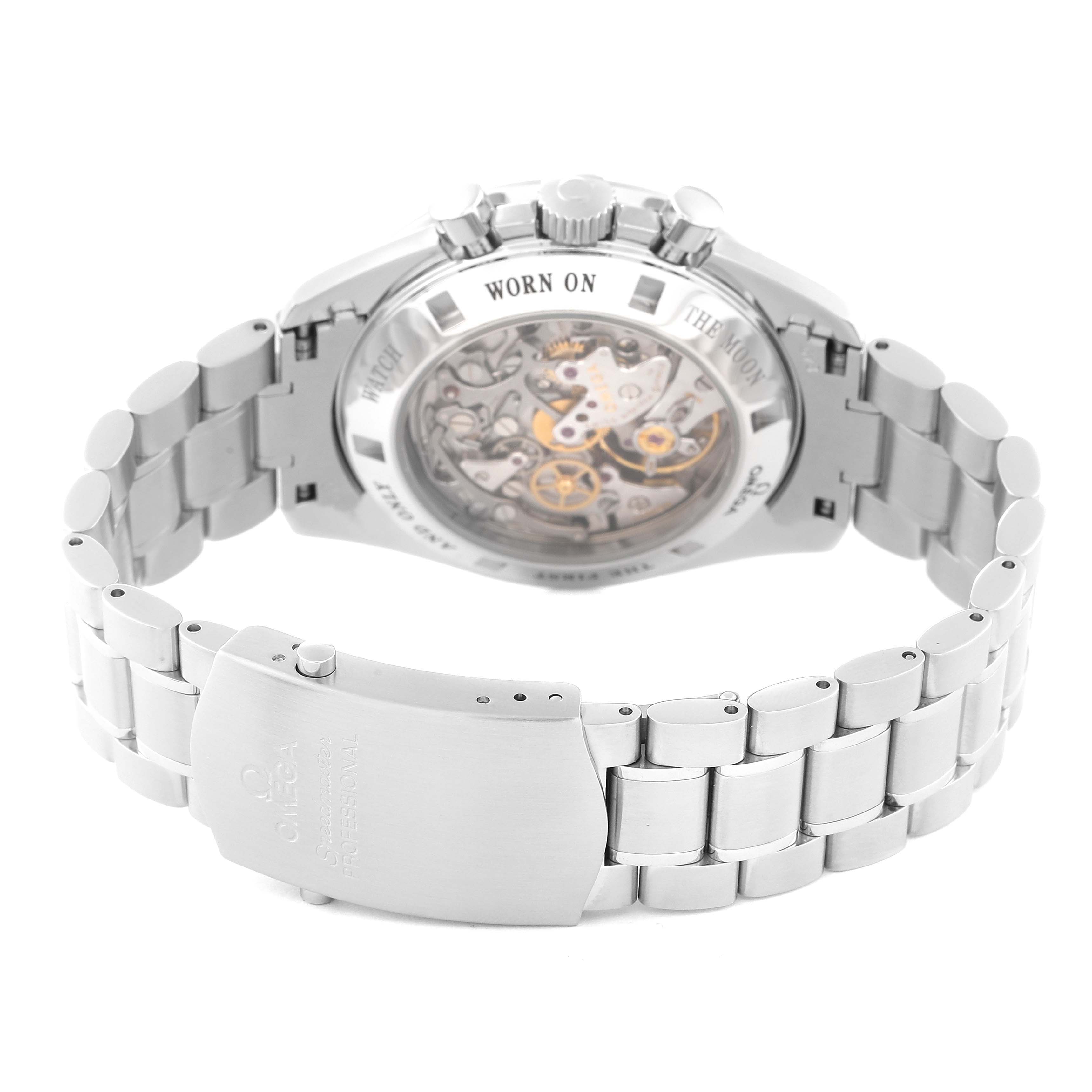 This image shows the back view and metal bracelet of the Omega Speedmaster 3576.50.00 Men
s Stainless Steel Black Dial 3576.50.00 Men
s Stainless Steel Black Dial, highlighting the transparent case back and clasp.