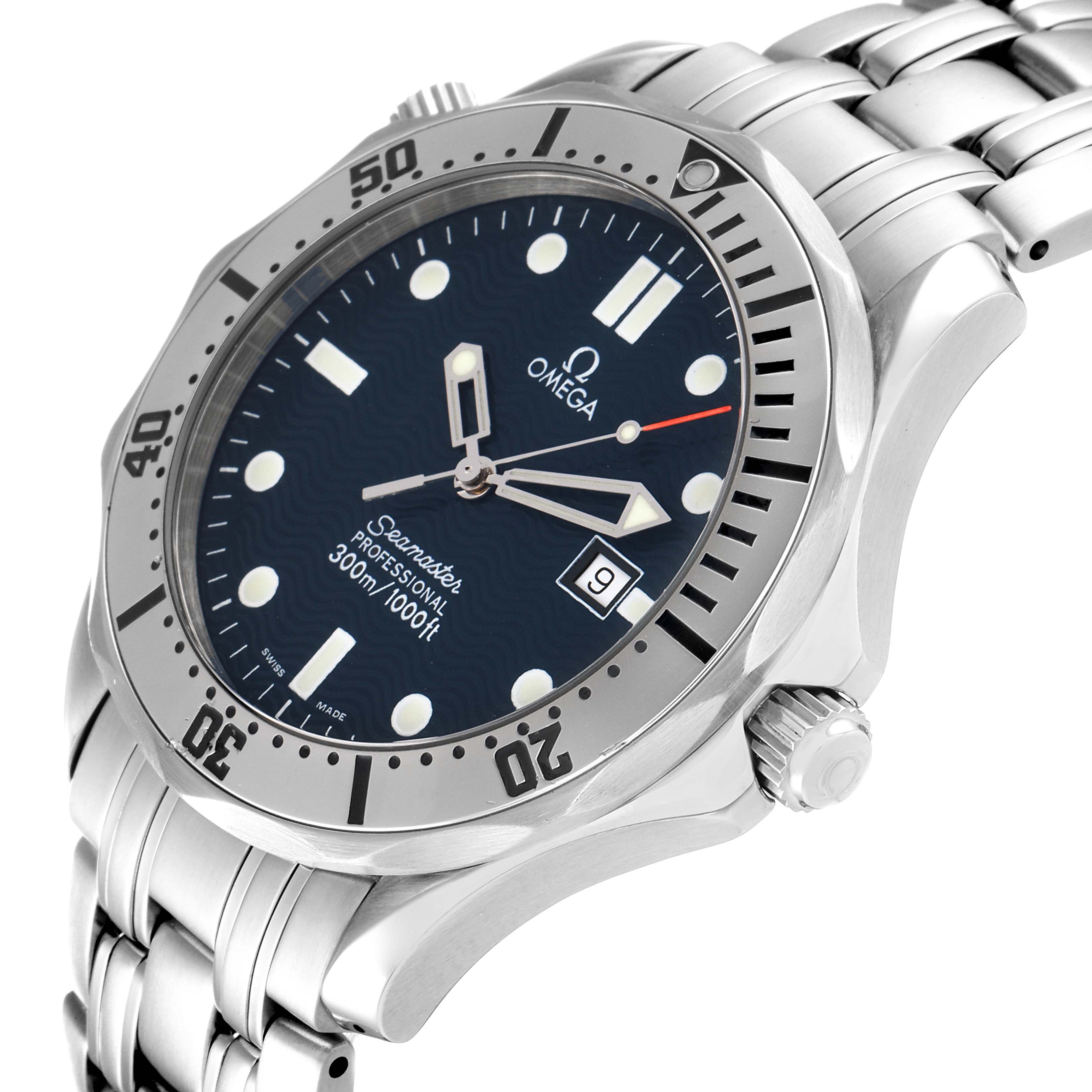 The image shows an angled view of an Omega Seamaster 2542.80.00 Men's Stainless Steel Blue Dial 2542.80.00 Men's Stainless Steel Blue Dial watch, highlighting its dial, bezel, and part of its stainless steel bracelet.