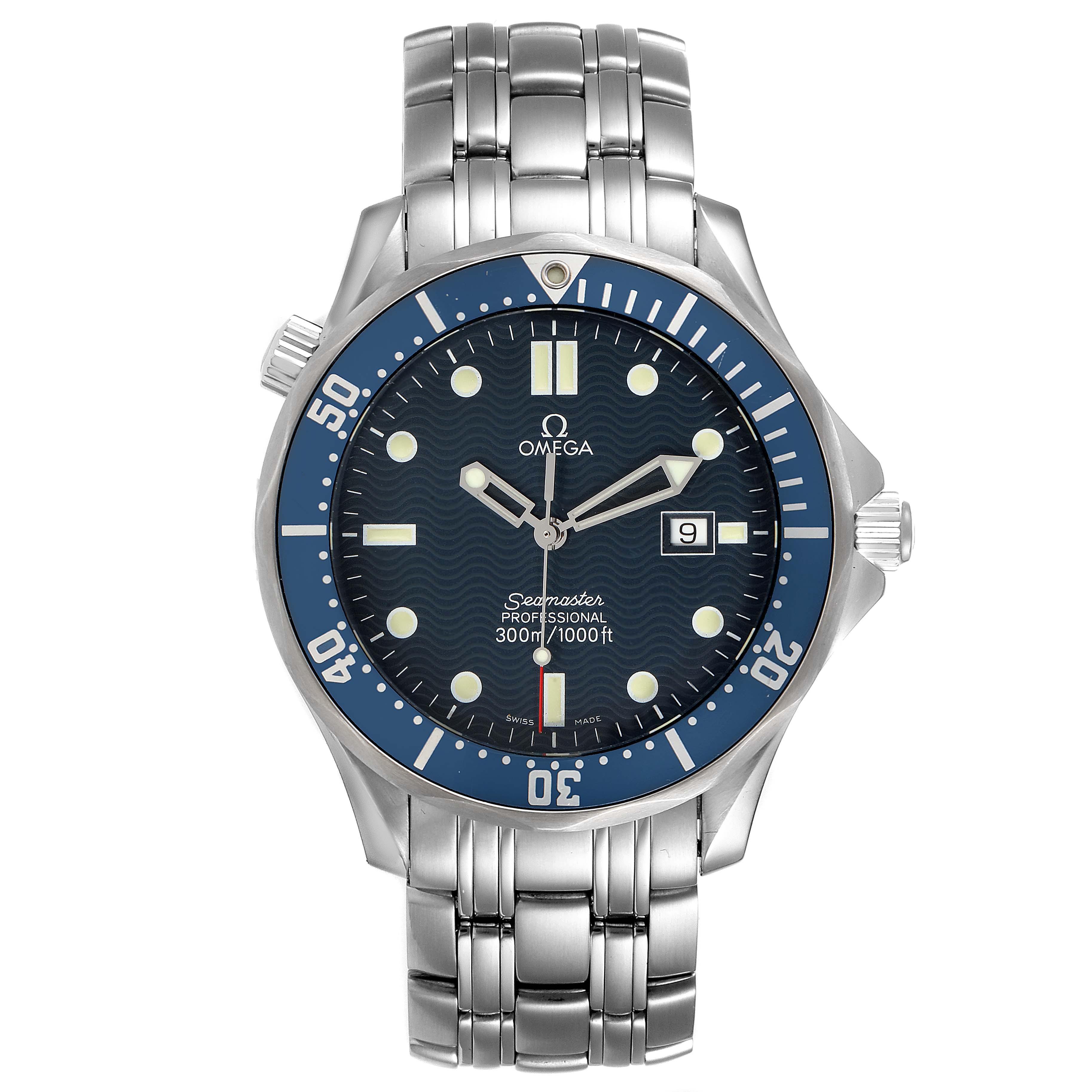 The image shows a frontal view of an Omega Seamaster 2541.80.00 Men
s Stainless Steel Blue Dial 2541.80.00 Men
s Stainless Steel Blue Dial watch, displaying the face, bezel, and metal bracelet.