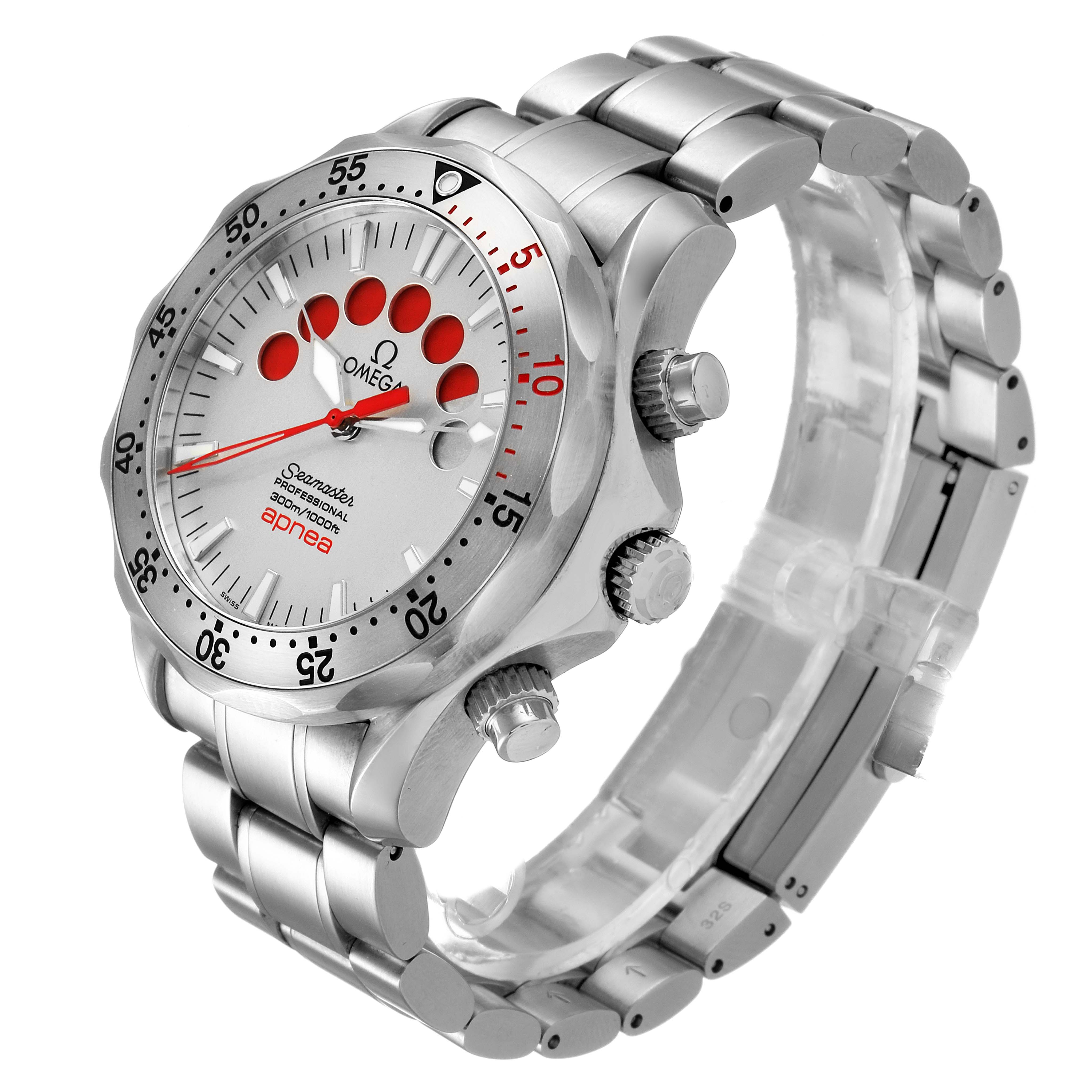 This is an angled view of an Omega Seamaster 2595.30.00 Men
s Stainless Steel Silver Dial 2595.30.00 Men
s Stainless Steel Silver Dial Apnea watch displaying the face, bezel, strap, and pushers.
