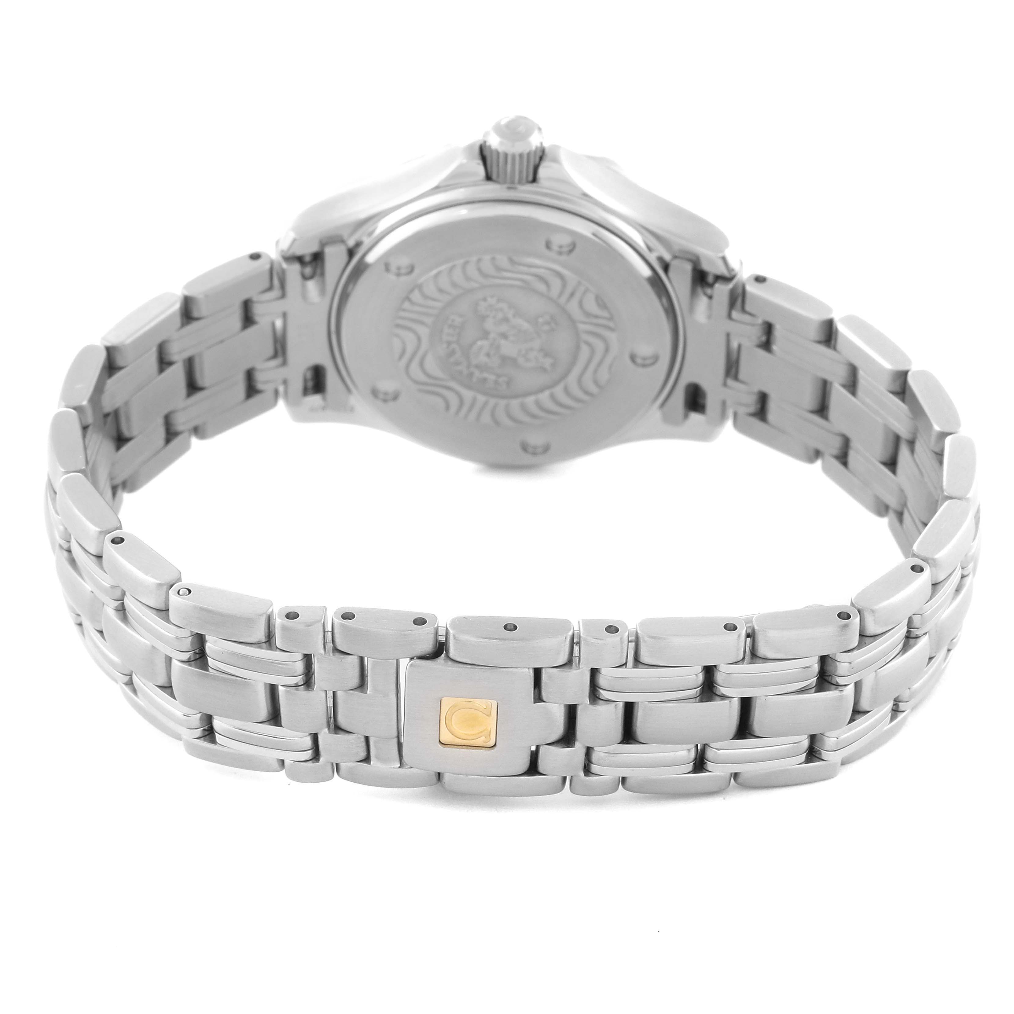 The image shows the back and bracelet of the Omega 2282.50.00 Women
s Stainless Steel Black Dial 2282.50.00 Women
s Stainless Steel Black Dial Seamaster Diver 300M Quartz 28mm Steel Ladies Watch, model 2282.50.00.