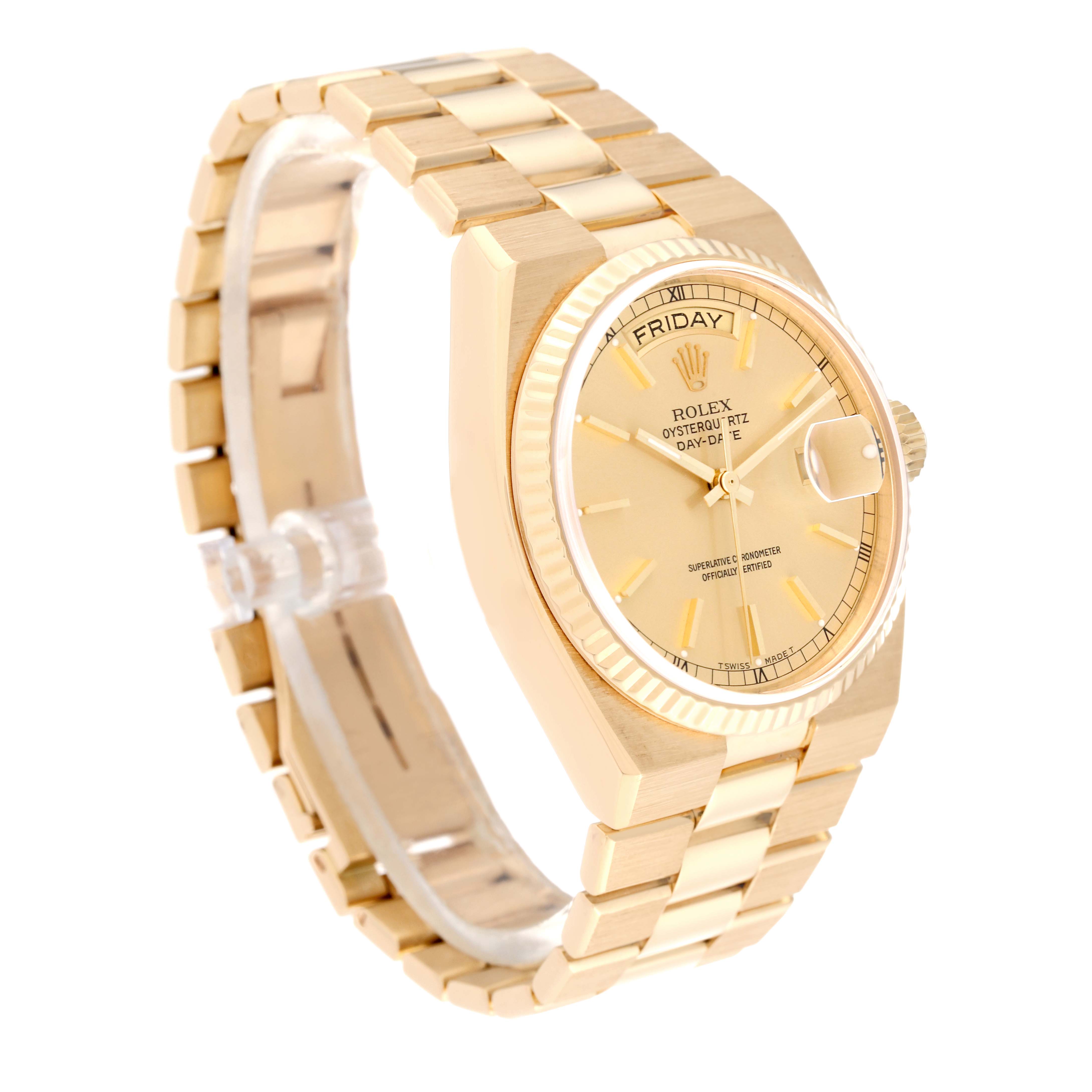 This image shows a side angle of a Rolex President 19018 Men
s Yellow Gold Champagne Dial 19018 Men
s Yellow Gold Champagne Dial model watch, highlighting the bracelet and watch face.