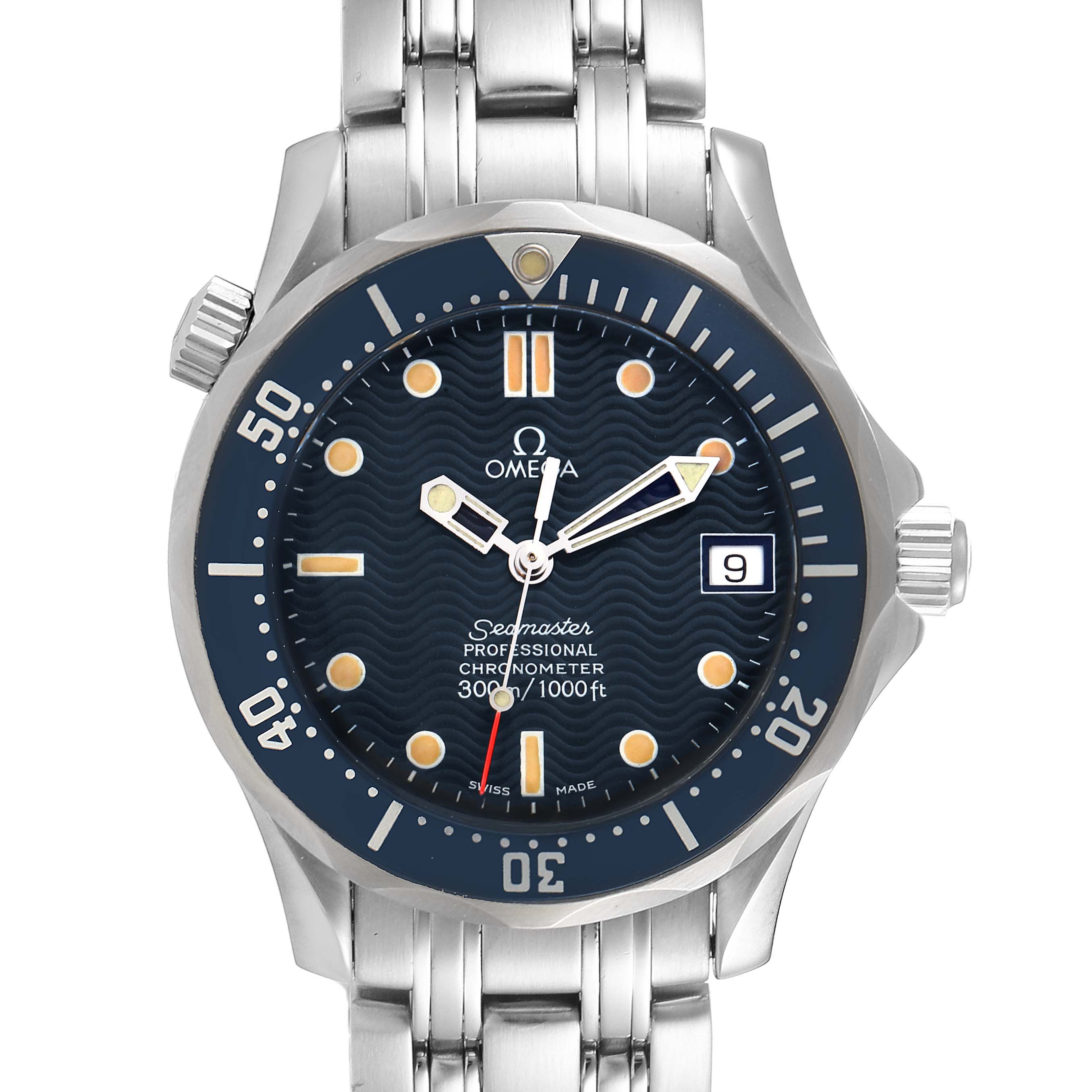 This image shows a front view of the Omega Seamaster 2551.80.00 Men
s Stainless Steel Blue Dial 2551.80.00 Men
s Stainless Steel Blue Dial watch, displaying the face, bezel, and part of the bracelet.