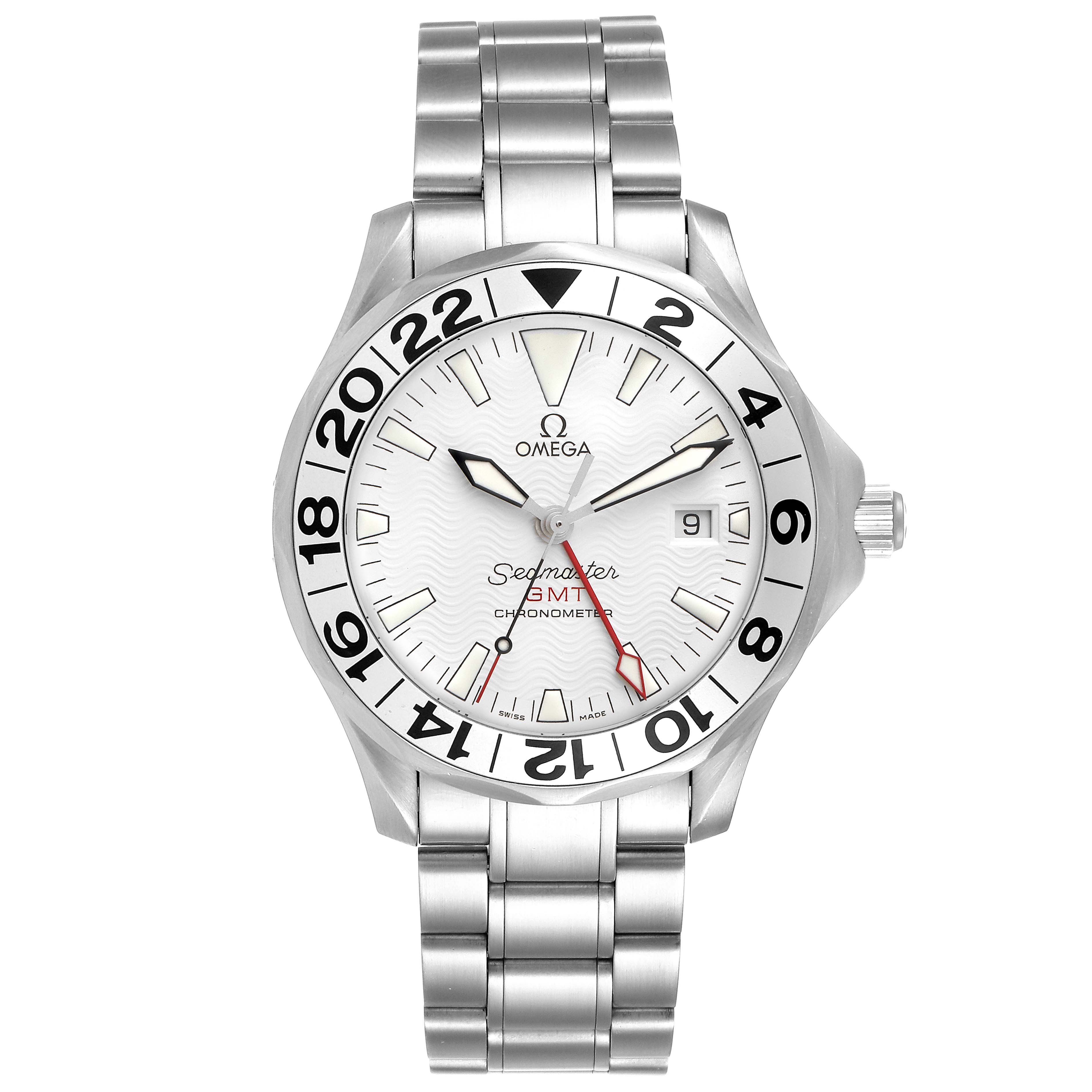 The image shows a front view of an Omega Seamaster 2538.20.00 Men
s Stainless Steel White Dial 2538.20.00 Men
s Stainless Steel White Dial watch, featuring the face, bezel, and the metal bracelet.