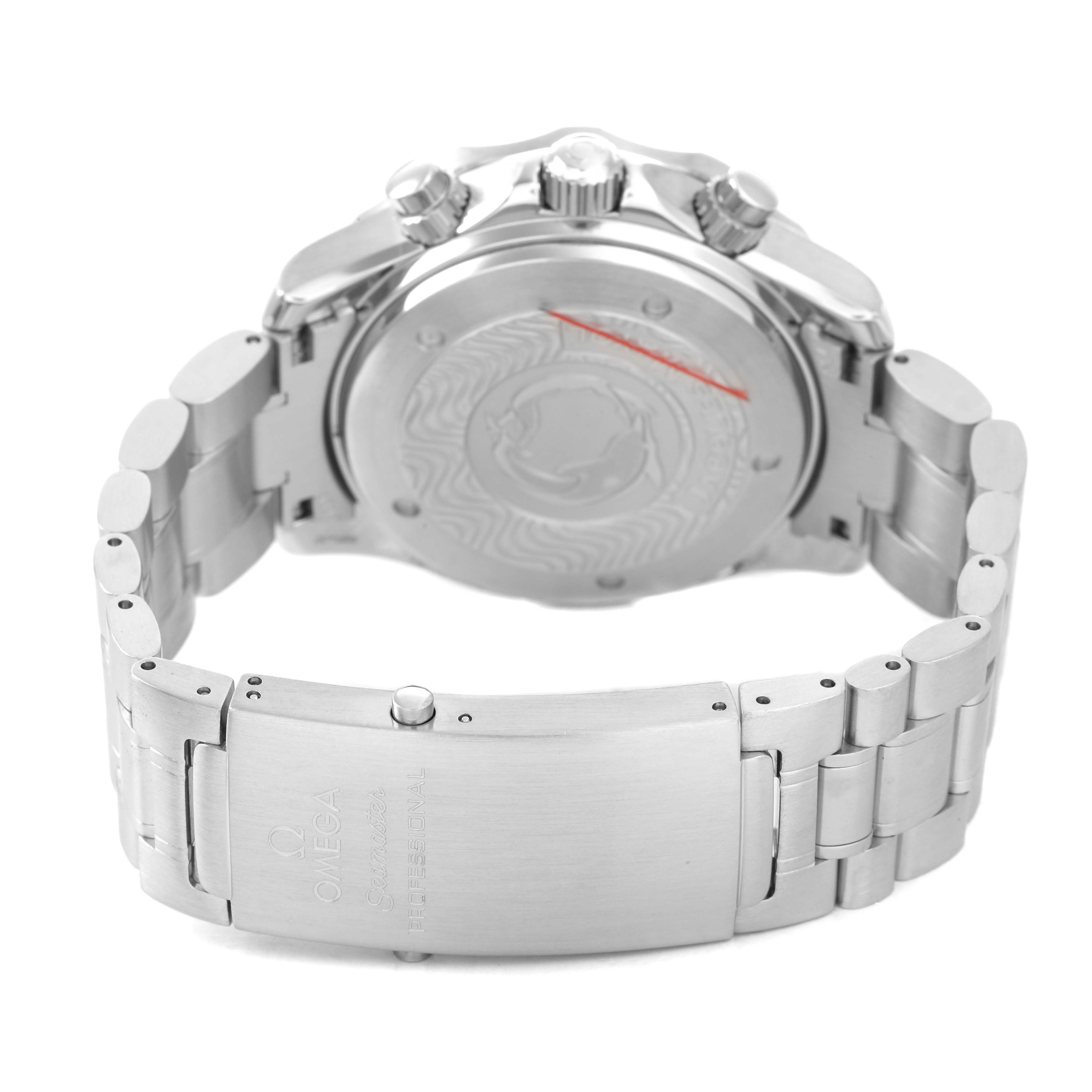 The image shows the back view of an Omega Seamaster 2595.30.00 Men's Stainless Steel Silver Dial watch, highlighting the case back, bracelet, and clasp.