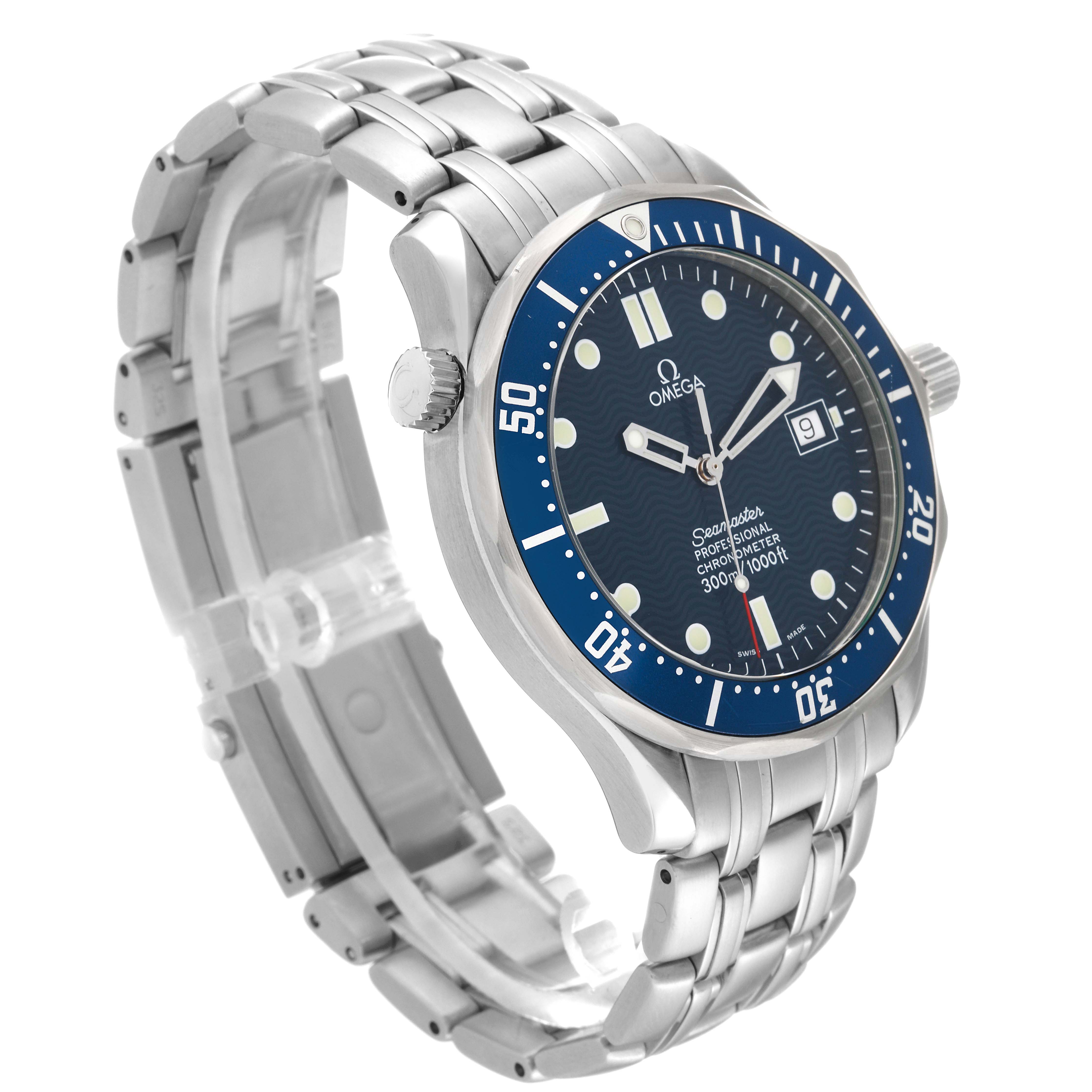 The image shows the Omega Seamaster 2531.80.00 Men
s Stainless Steel Blue Dial 2531.80.00 Men
s Stainless Steel Blue Dial watch at a three-quarter angle, highlighting its blue dial, bezel, and stainless steel bracelet.