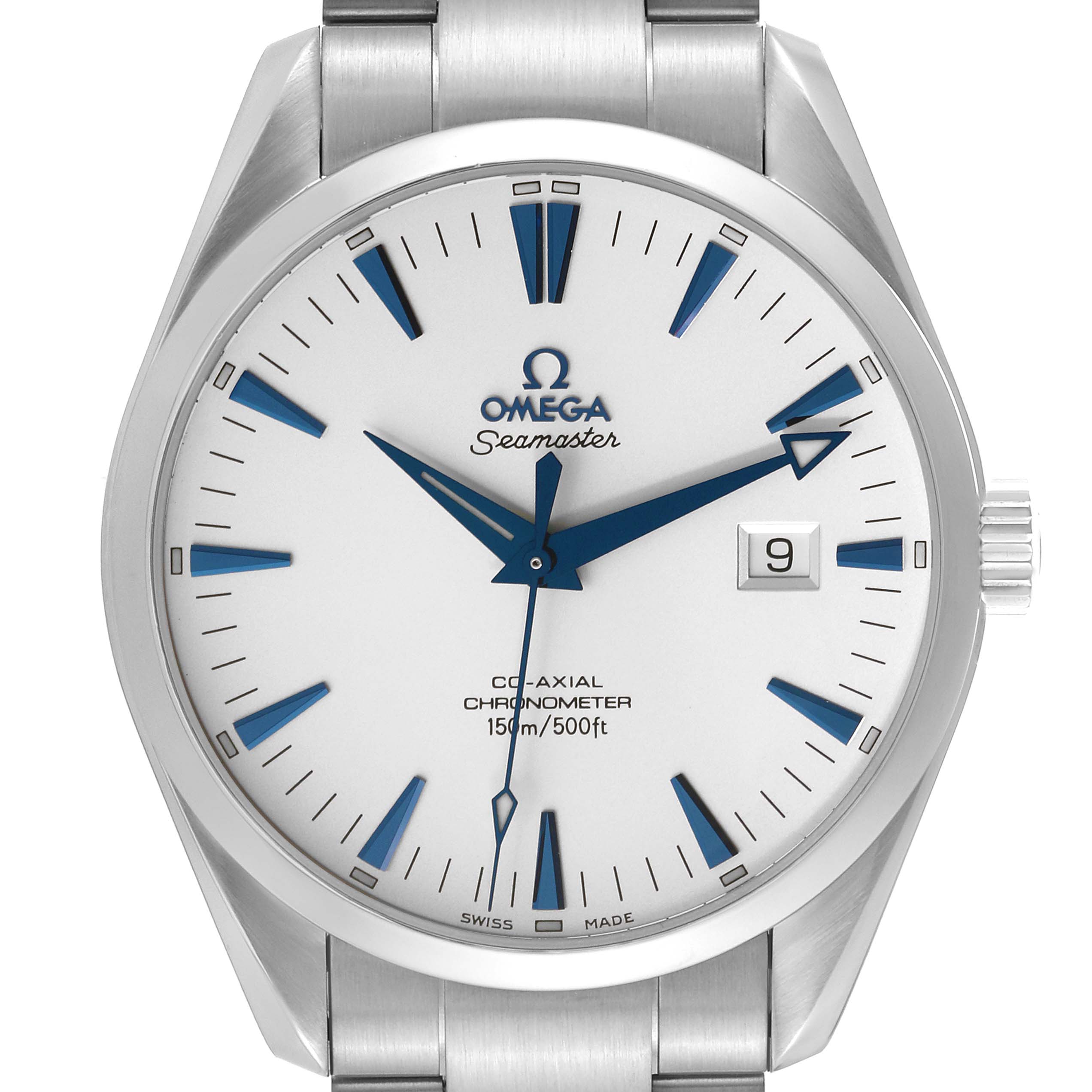 This image shows a front view of the Omega Aqua Terra 2502.33.00 Men
s Stainless Steel Silver Dial 2502.33.00 Men
s Stainless Steel Silver Dial watch, highlighting the white dial, blue hands, date window at 3 o
clock, and stainless steel bracelet.