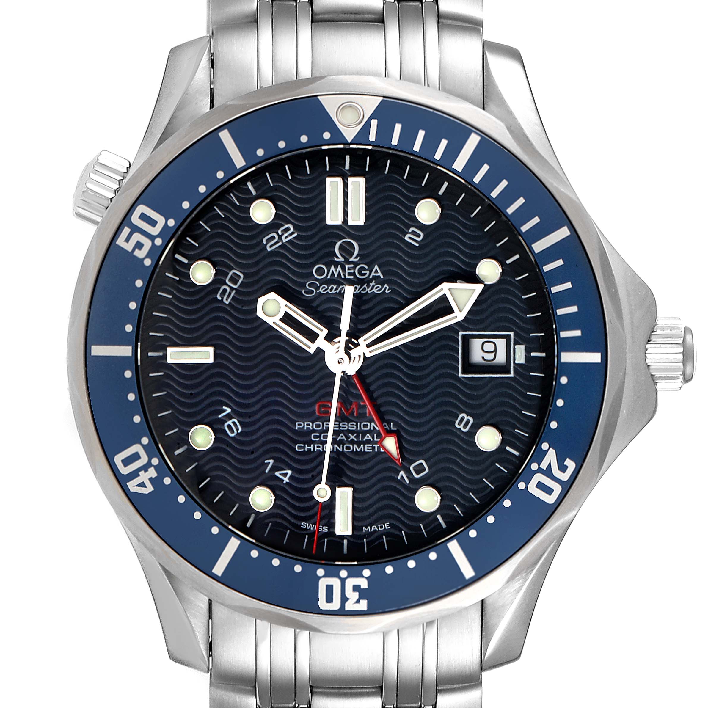 The image shows a front view of the Omega Seamaster 2535.80.00 Men
s Stainless Steel Blue Dial 2535.80.00 Men
s Stainless Steel Blue Dial watch, highlighting its dial, bezel, hands, and bracelet.