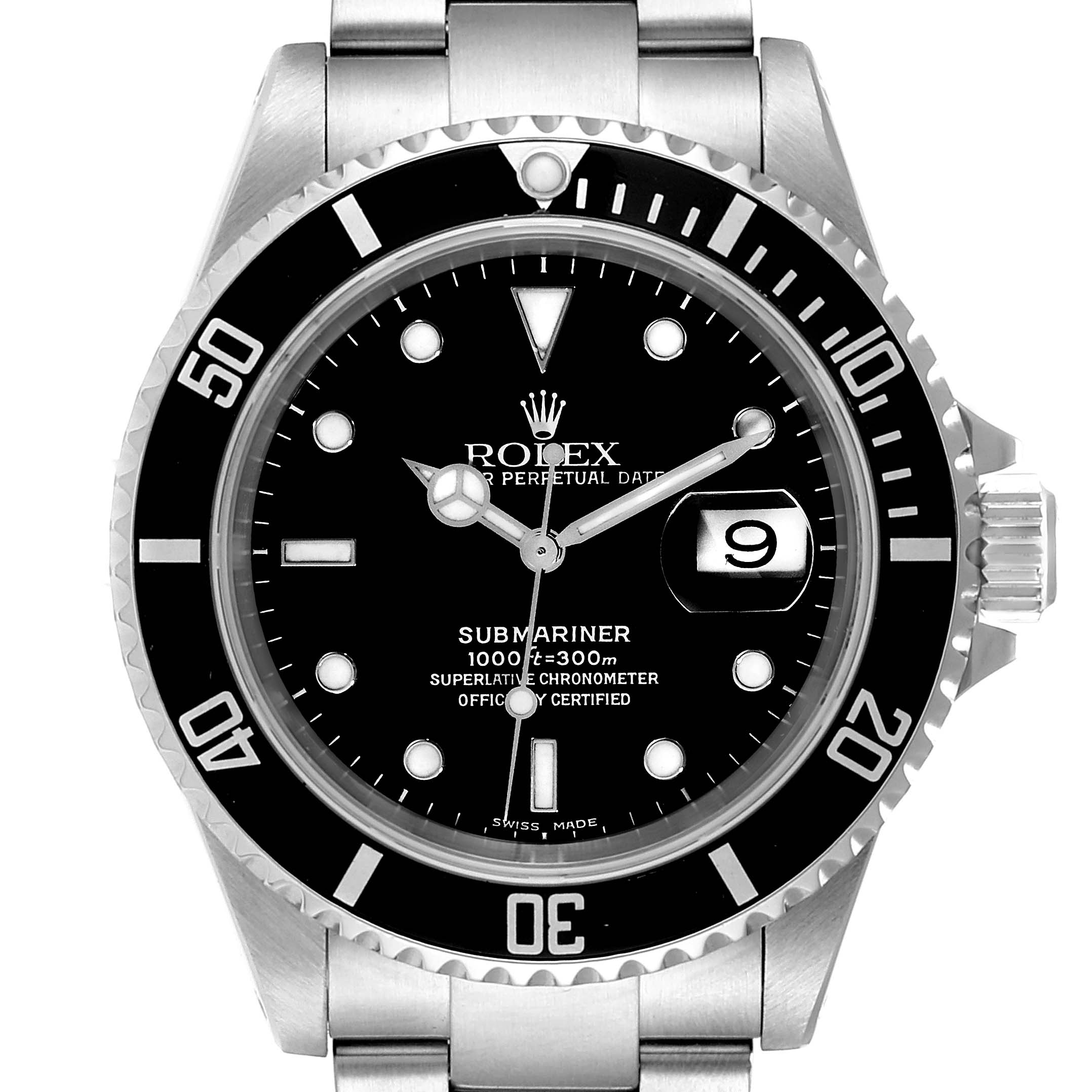The image shows a frontal view of the Rolex Submariner 16610 Men
s Stainless Steel Black Dial 16610 Men
s Stainless Steel Black Dial watch, highlighting its dial, bezel, and stainless steel bracelet.