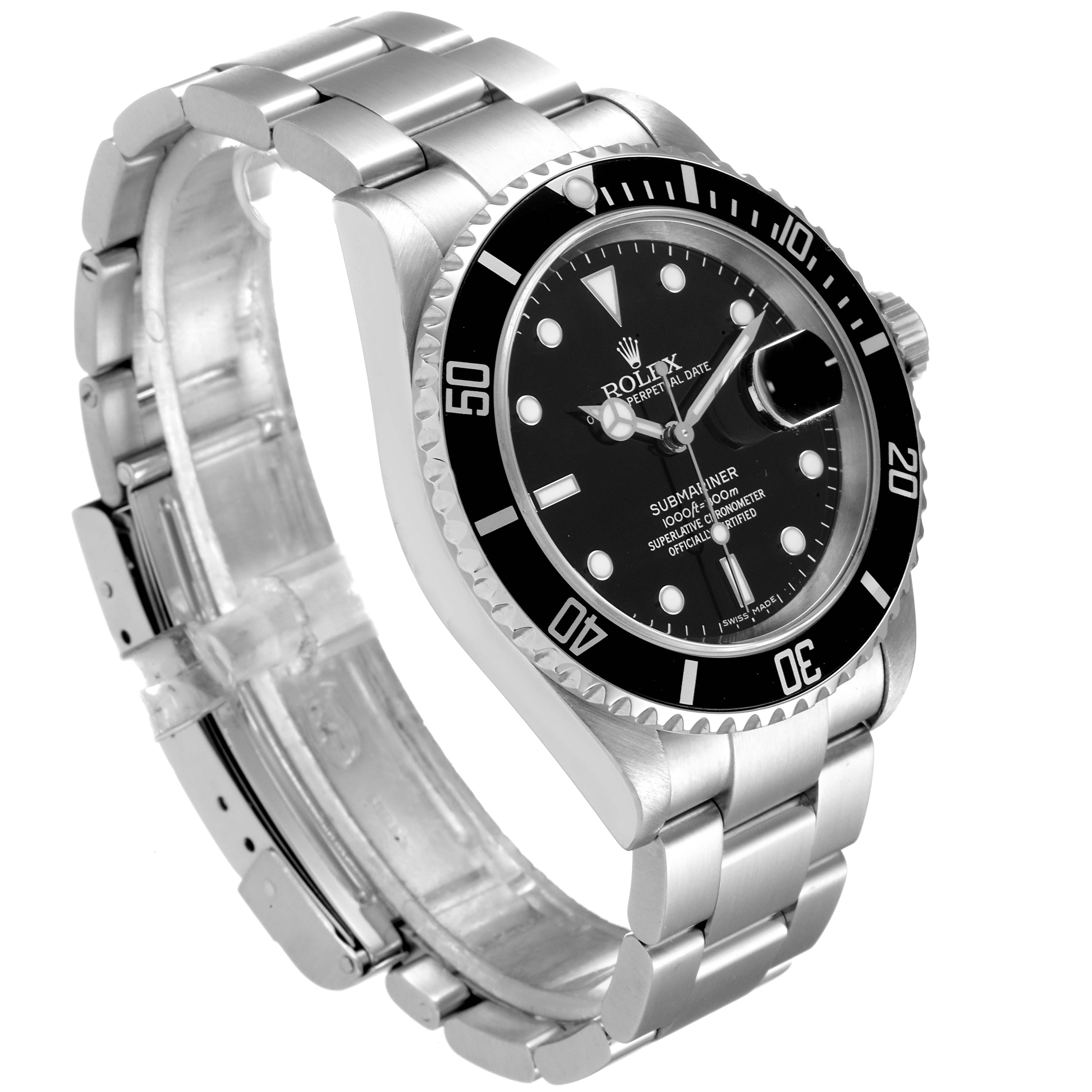 This image shows a side angle of a Rolex Submariner 16610 Men
s Stainless Steel Black Dial 16610 Men
s Stainless Steel Black Dial watch, highlighting its face, bezel, crown, and bracelet.