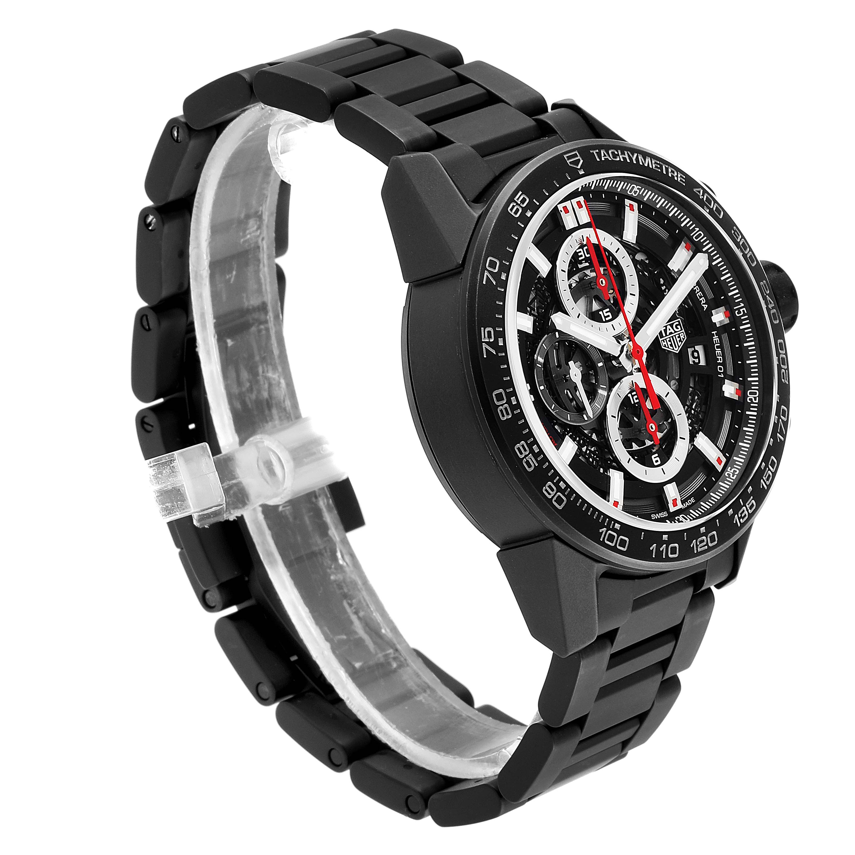 The image shows a side view of a Tag Heuer Carrera CAR2090.BH0729 Men
s Titanium Black Dial CAR2090.BH0729 Men
s Titanium Black Dial watch, highlighting the case, bezel, and bracelet.