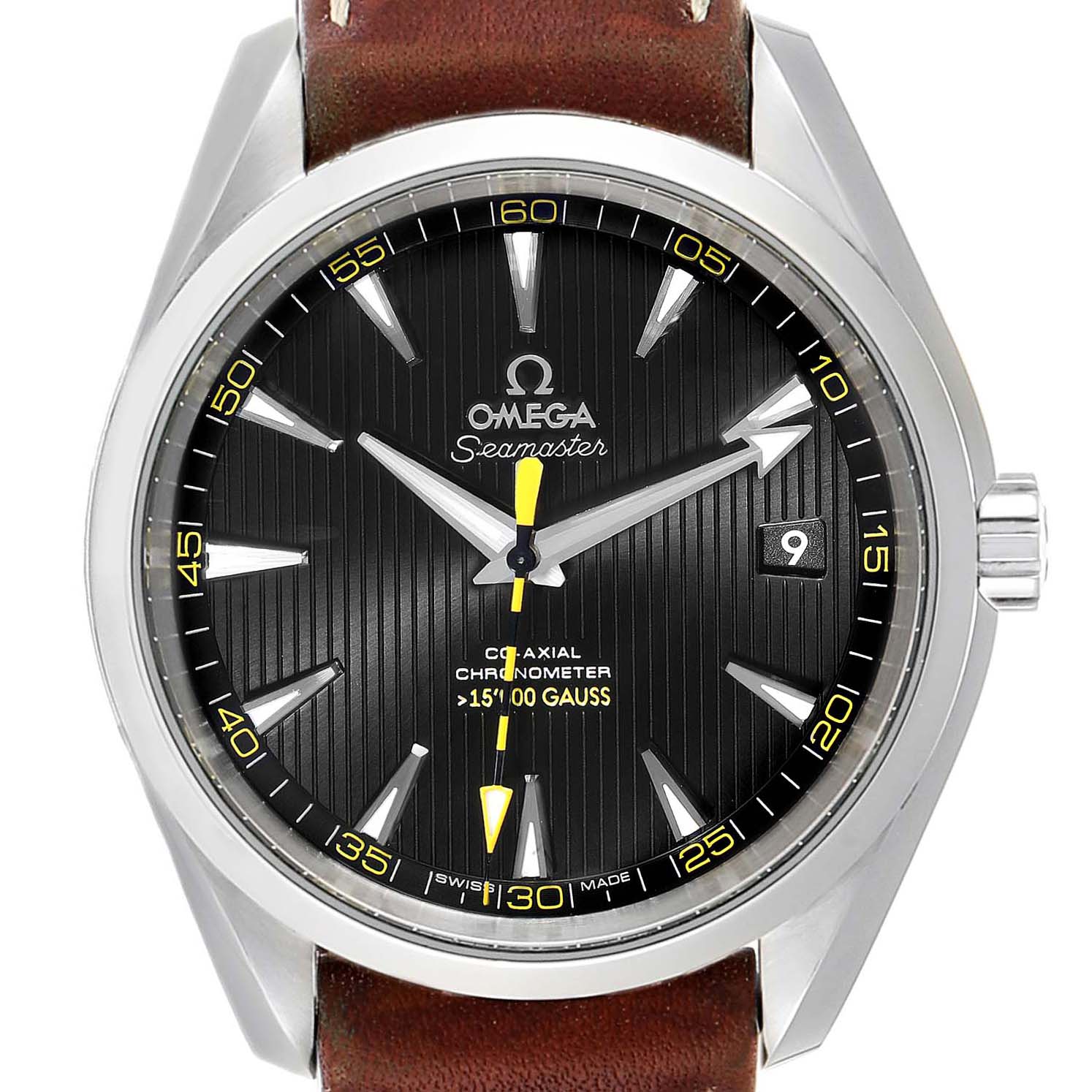 The image shows the dial and bezel of the Omega Aqua Terra 231.12.42.21.01.001 Men's Stainless Steel Black Dial 231.12.42.21.01.001 Men's Stainless Steel Black Dial watch, featuring a black face with yellow accents and a date window.