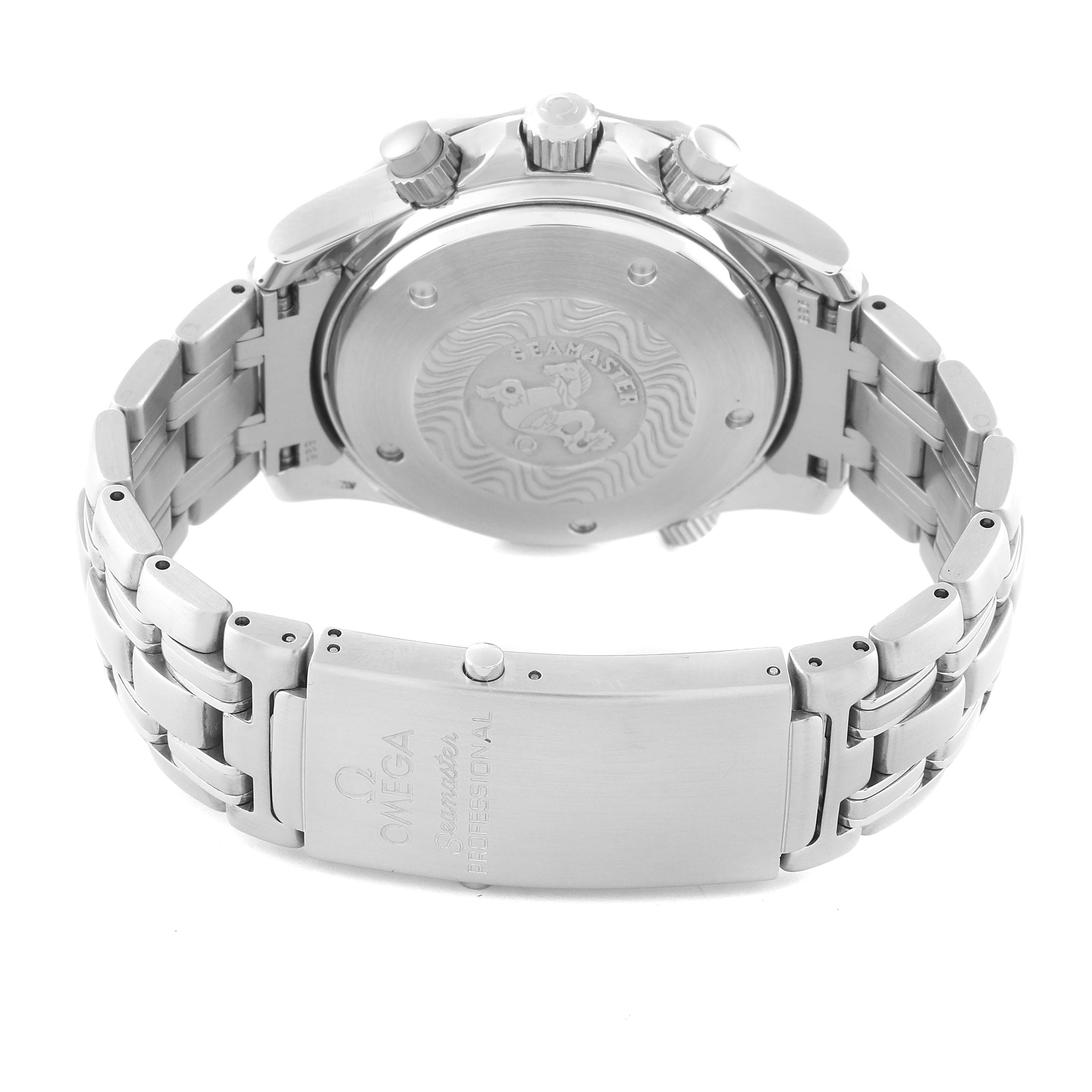 The image shows the back and clasp of an Omega Seamaster 2599.80.00 Men
s Stainless Steel Blue Dial 2599.80.00 Men
s Stainless Steel Blue Dial watch, highlighting the case back and stainless steel bracelet.