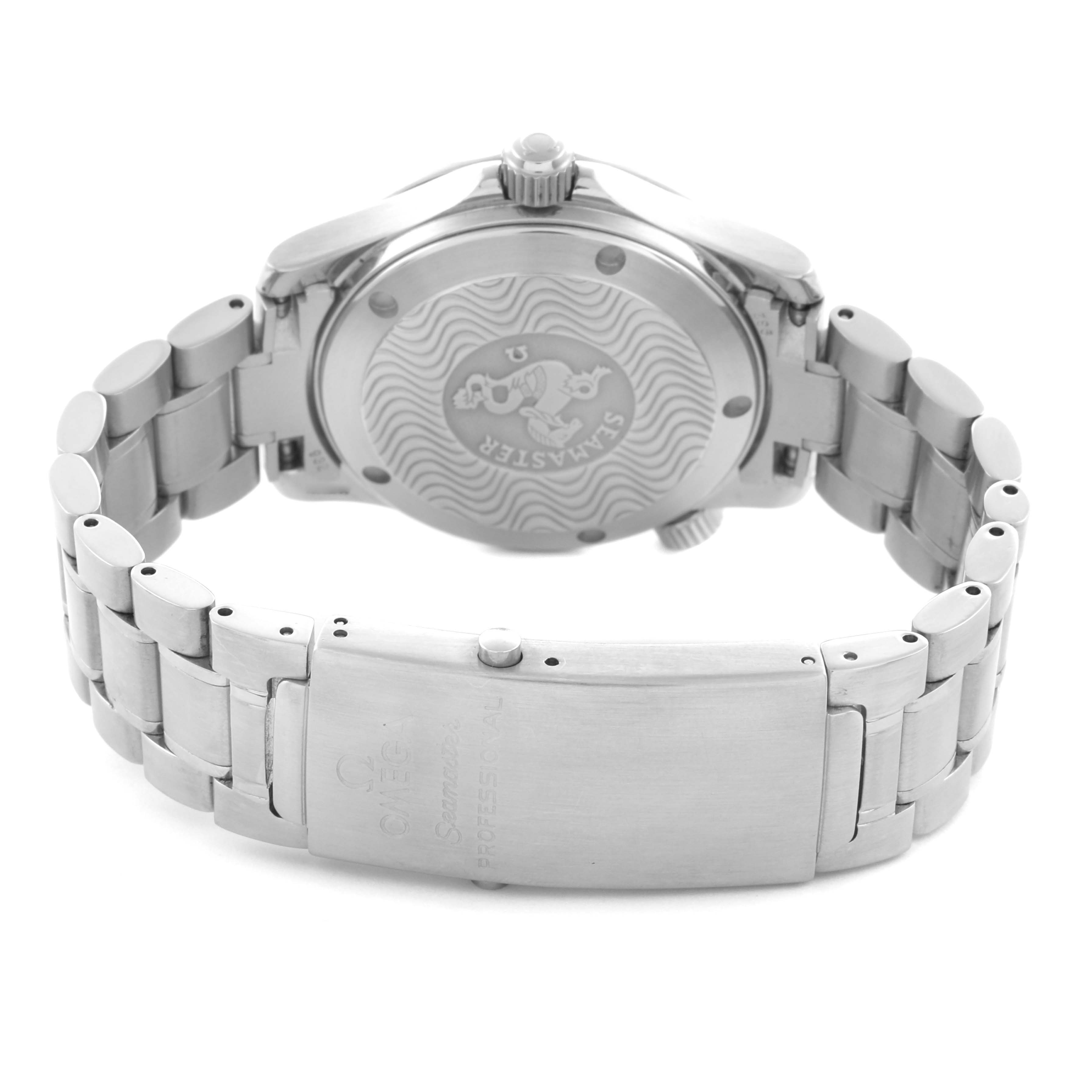 The image shows the back and clasp of an Omega Seamaster 2262.50.00 Men
s Stainless Steel Black Dial 2262.50.00 Men
s Stainless Steel Black Dial watch with a view of its bracelet and case back design.