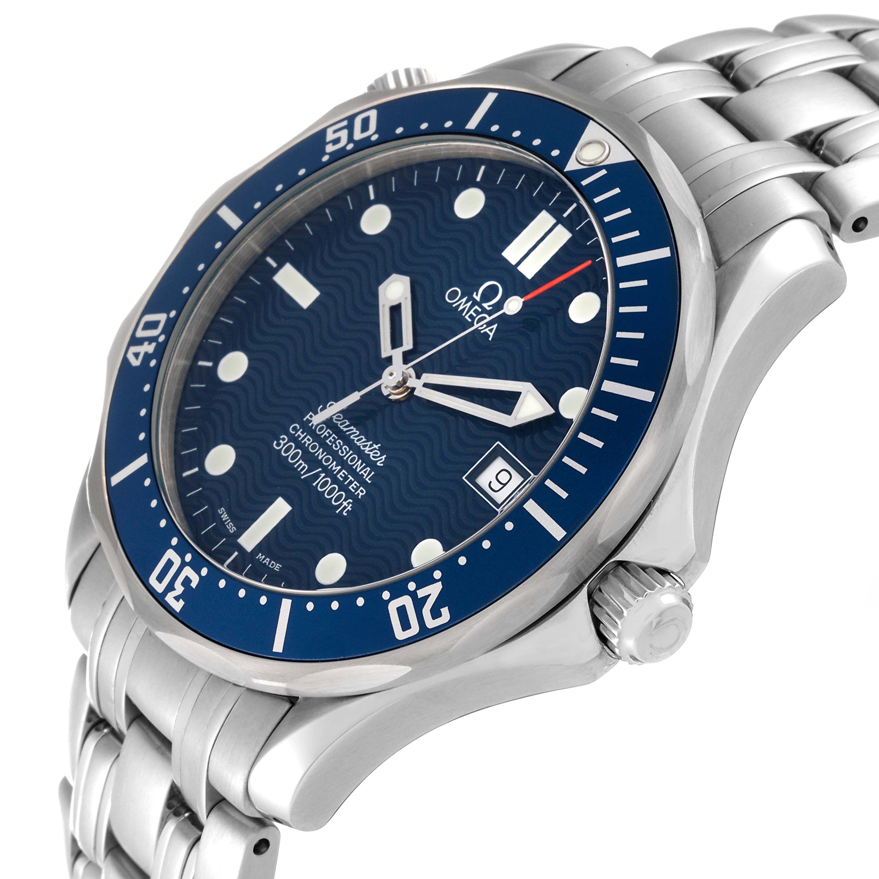 The image shows an angled close-up of the dial, bezel, and bracelet of the Omega Seamaster 2531.80.00 Men
s Stainless Steel Blue Dial 2531.80.00 Men
s Stainless Steel Blue Dial watch.