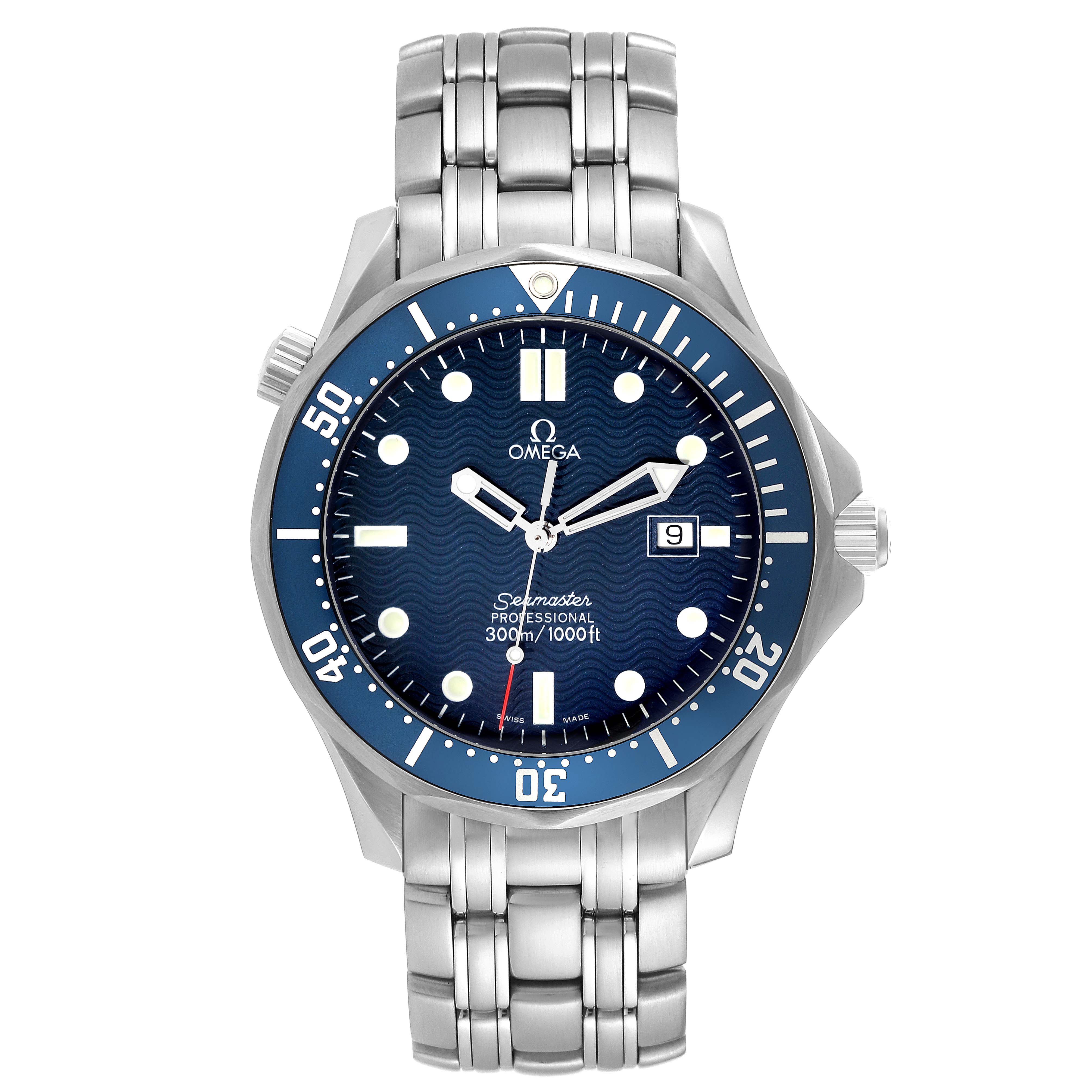 The image shows a frontal view of an Omega Seamaster 2541.80.00 Men's Stainless Steel Blue Dial 2541.80.00 Men's Stainless Steel Blue Dial watch, highlighting its dial, bezel, bracelet, and date window.