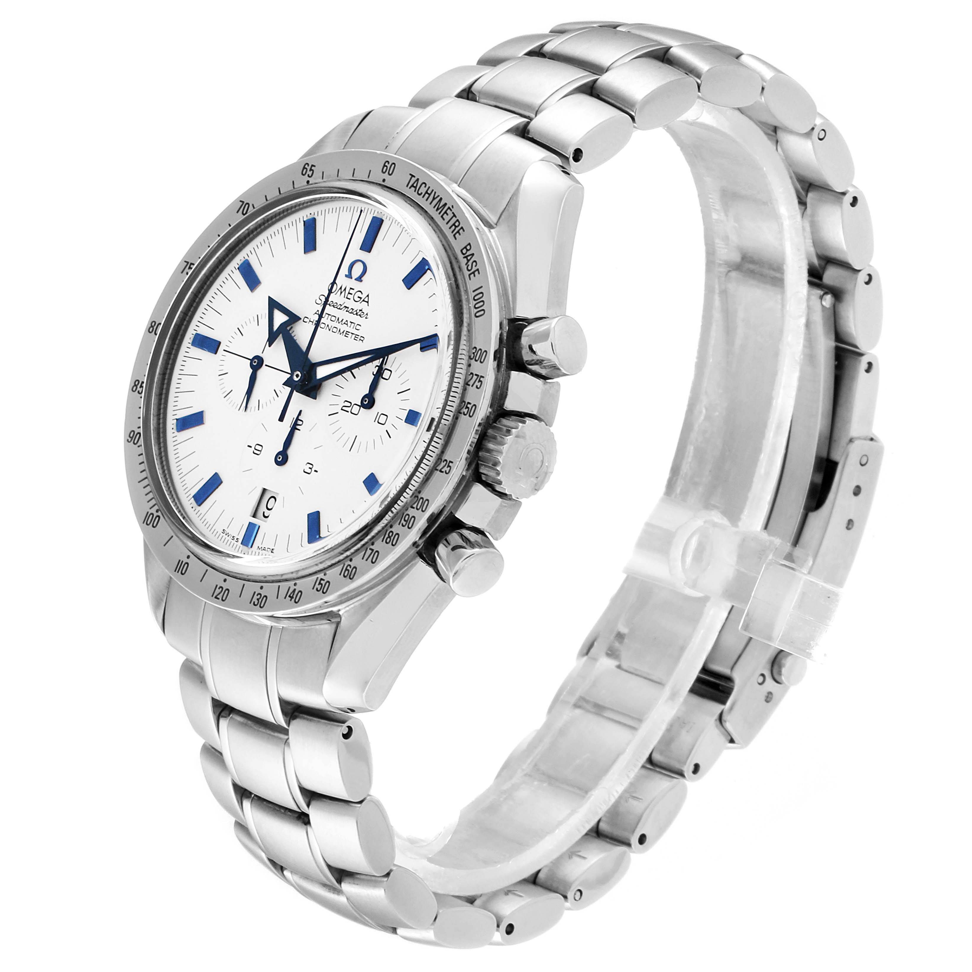 This image shows an Omega Speedmaster 3551.20.00 Men's Stainless Steel White Dial 3551.20.00 Men's Stainless Steel White Dial watch at a three-quarter angle, highlighting the dial, bezel, crown, and bracelet.
