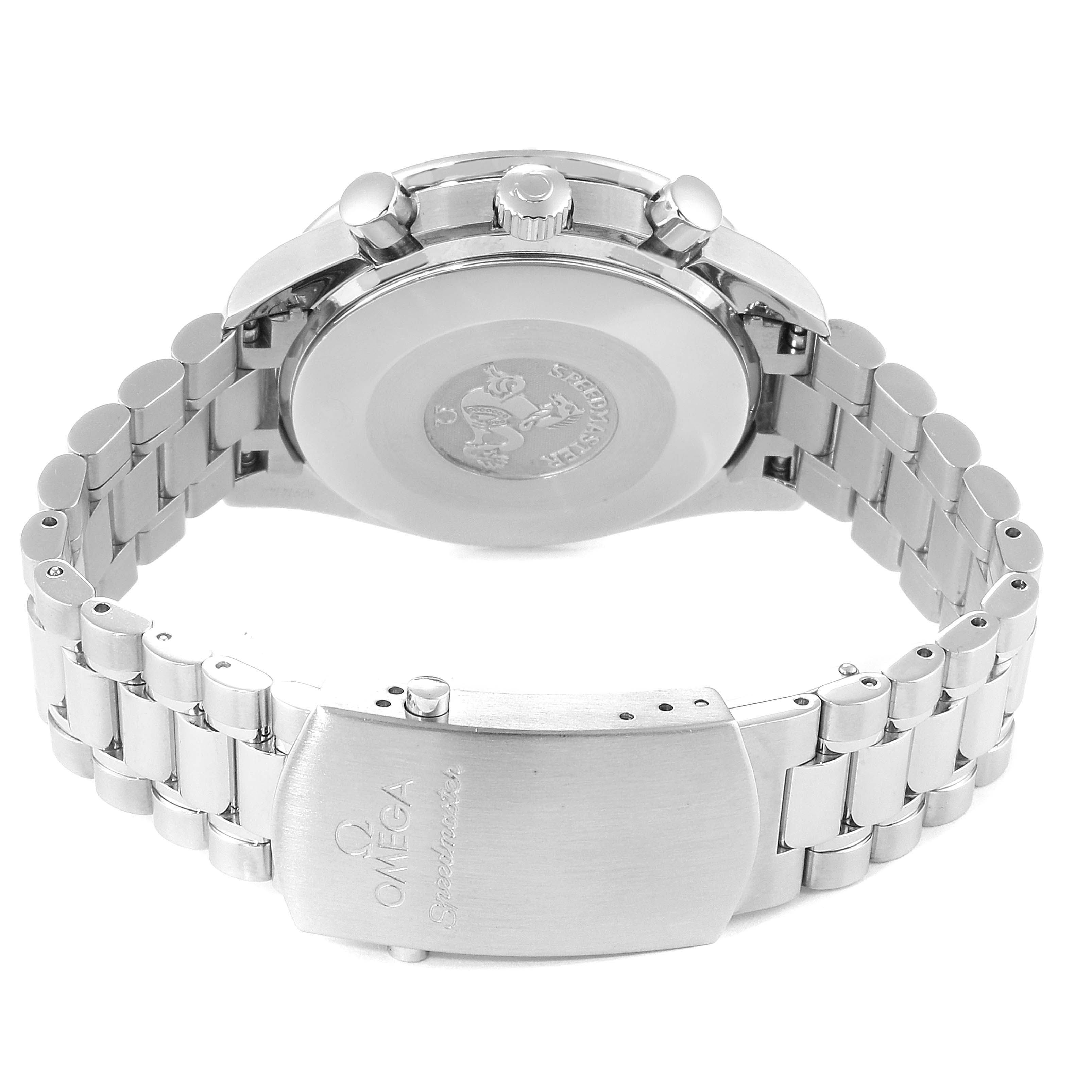The image shows the back view of the Omega Speedmaster 3539.50.00 Men
s Stainless Steel Black Dial 3539.50.00 Men
s Stainless Steel Black Dial watch, highlighting the clasp and bracelet.