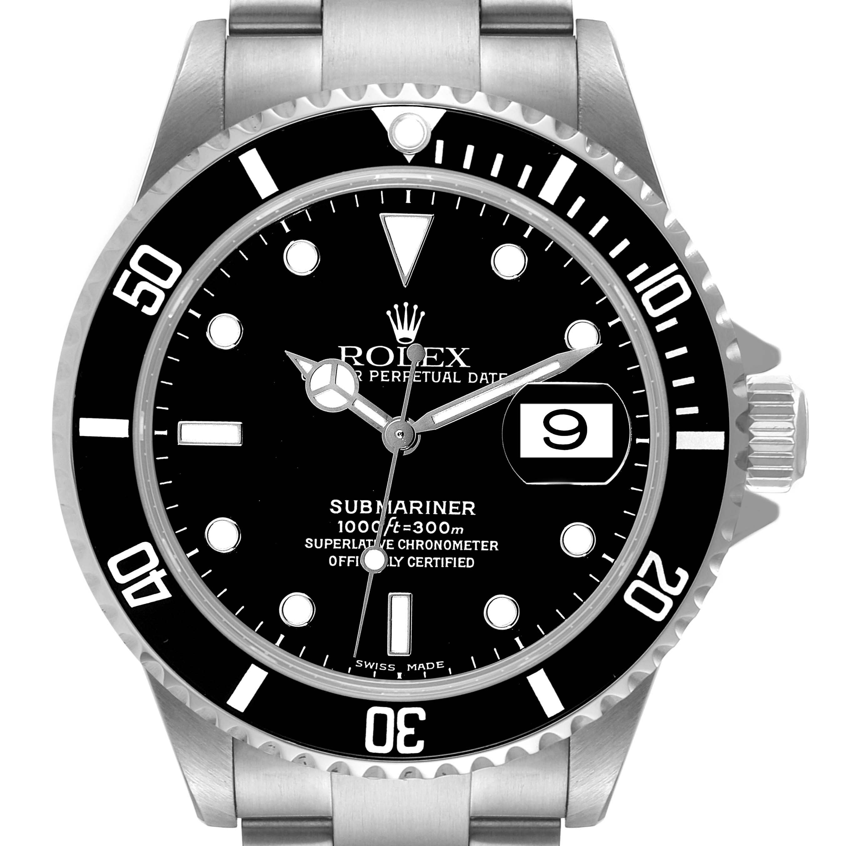The image shows a front view of the Rolex Submariner 16610 Men
s Stainless Steel Black Dial 16610 Men
s Stainless Steel Black Dial watch, highlighting its dial, bezel, and stainless steel strap.