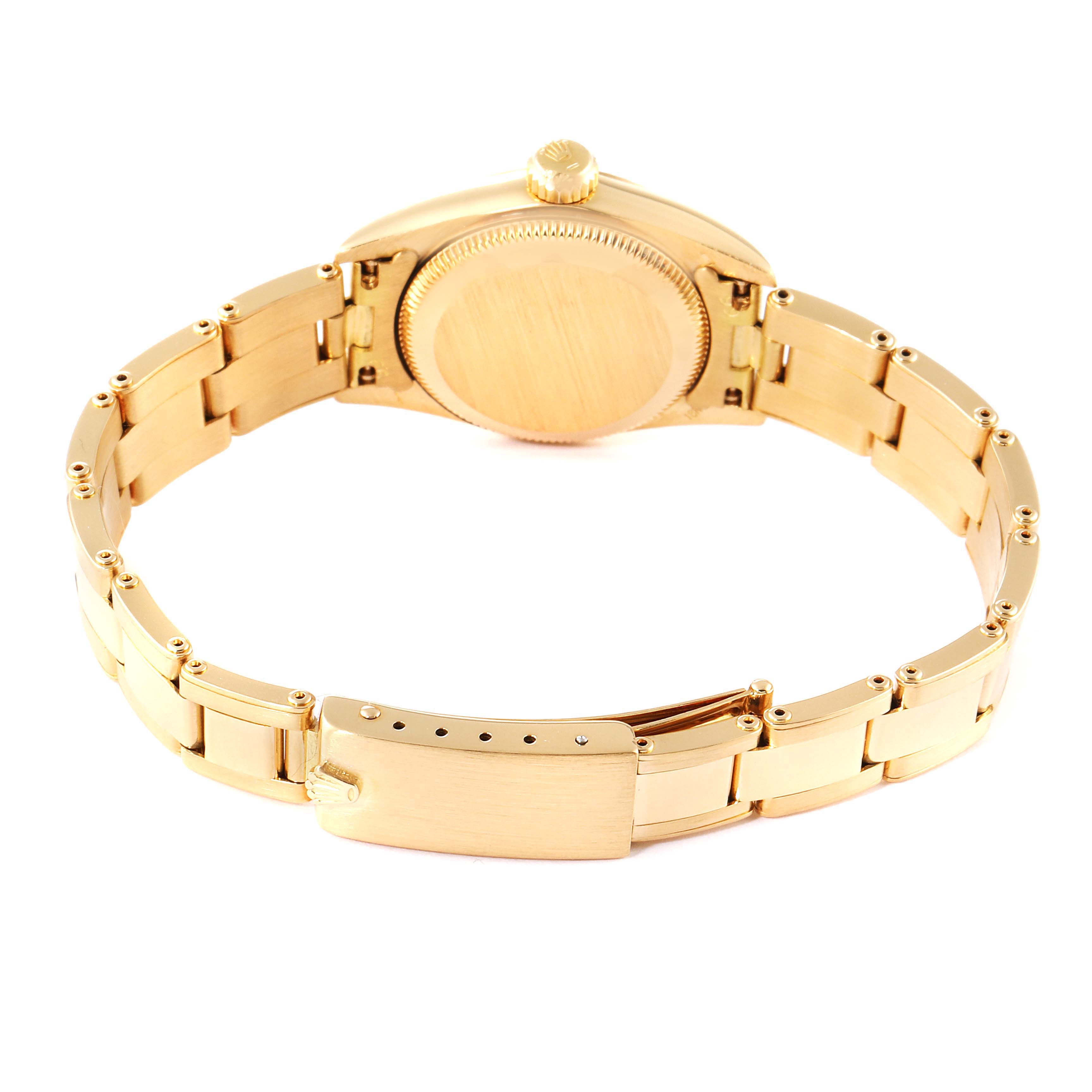 This image shows the back view of a Rolex President 67198 Women
s Yellow Gold Champagne Dial 67198 Women
s Yellow Gold Champagne Dial model watch, highlighting the case back and bracelet.