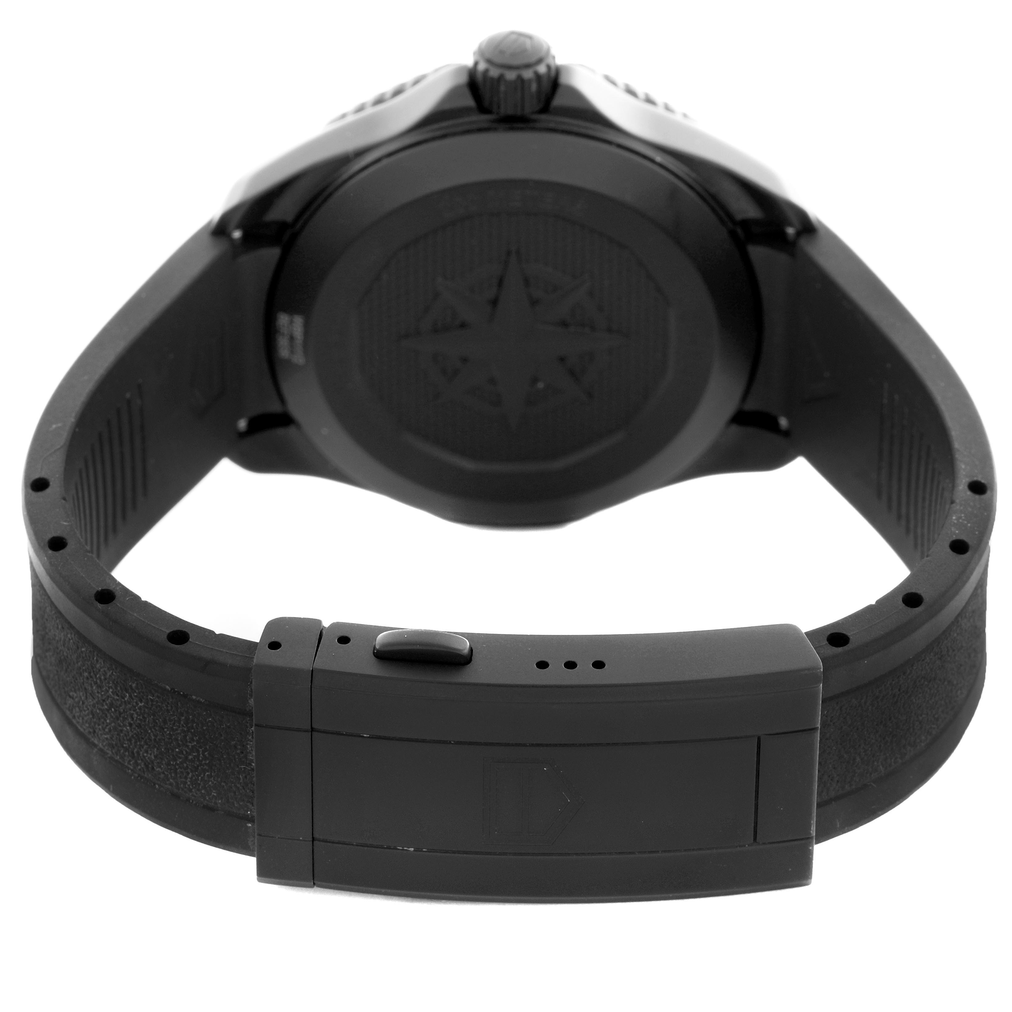 The image shows the back and side of a Tag Heuer Aquaracer WBP1112.FT6199 Men
s Stainless Steel Black Dial WBP1112.FT6199 Men
s Stainless Steel Black Dial watch, focusing on the clasp and case back details.