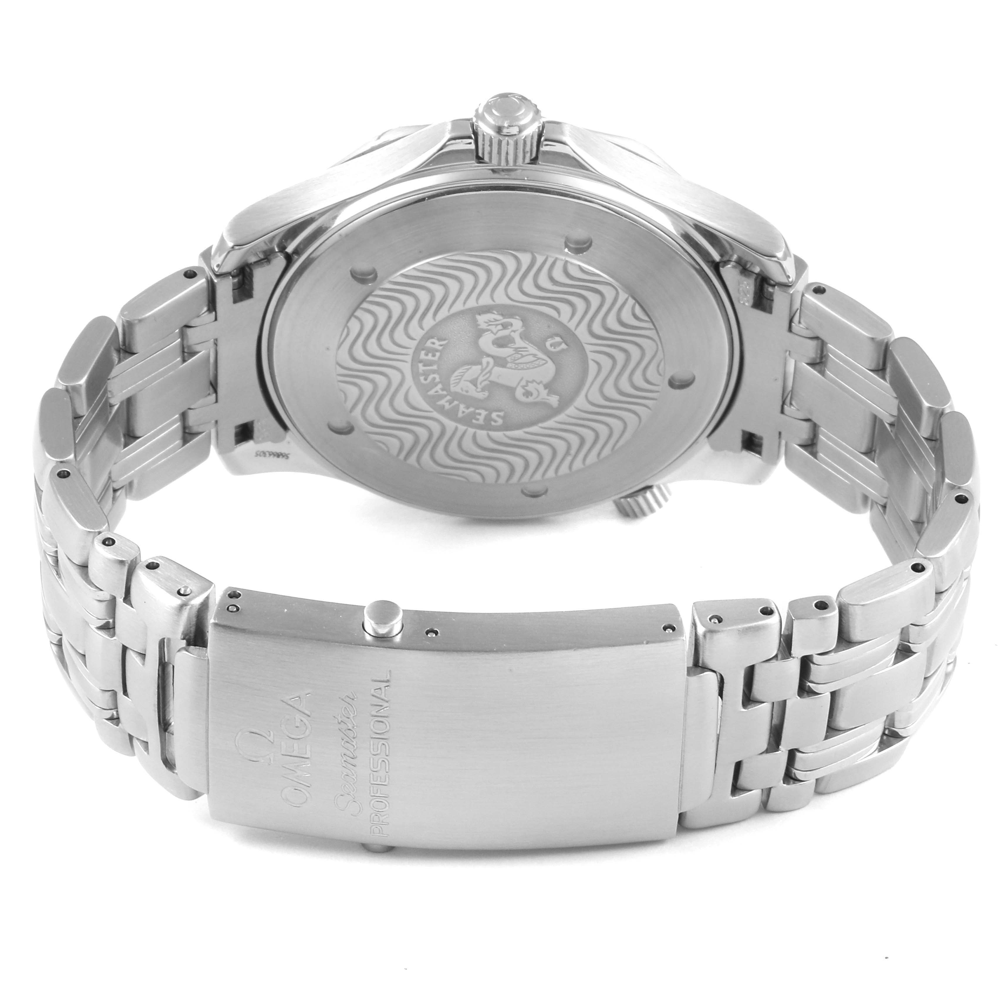 This image shows the back and clasp of an Omega Seamaster 2541.80.00 Men
s Stainless Steel Blue Dial 2541.80.00 Men
s Stainless Steel Blue Dial watch, focusing on the bracelet and engraved case back.