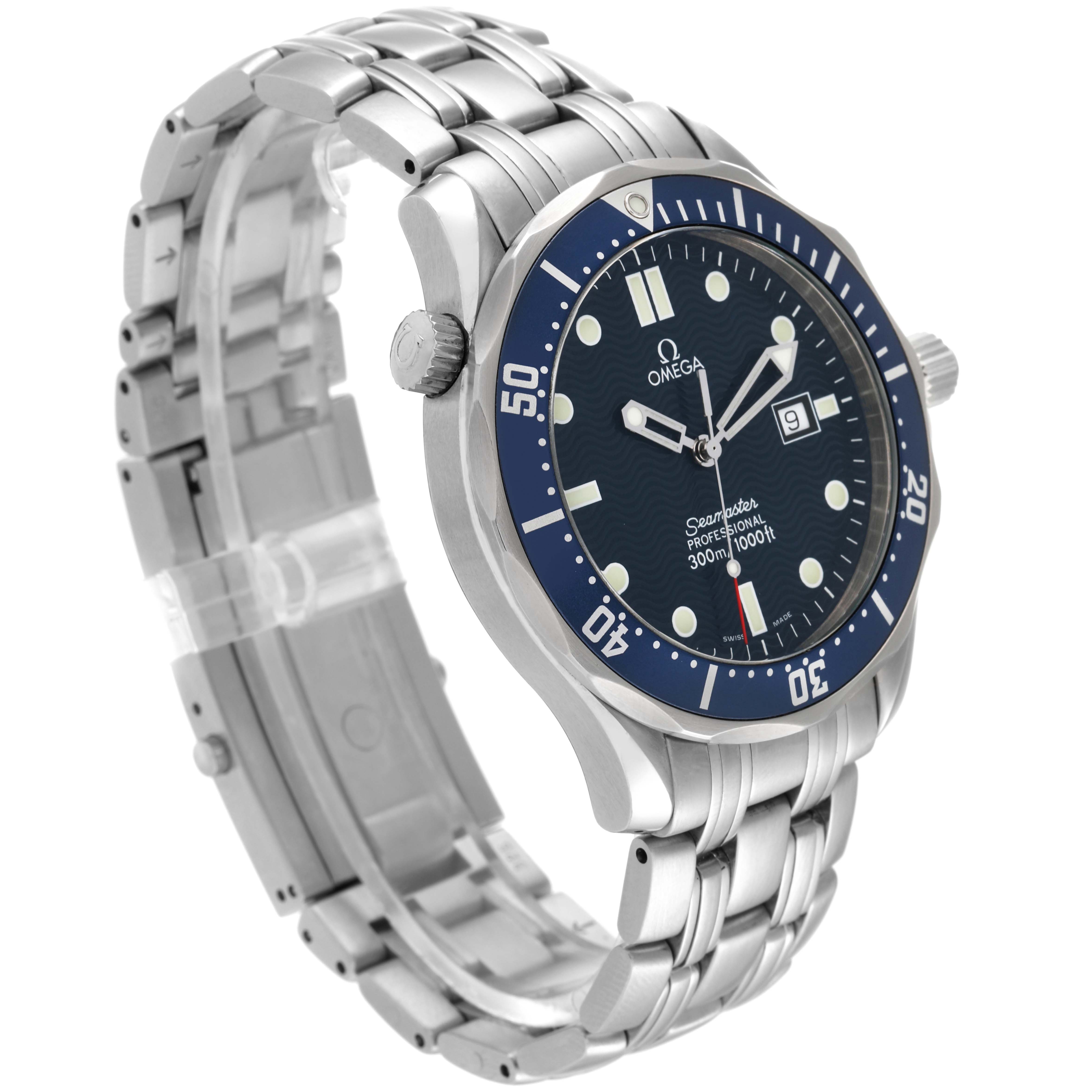 The image shows a side view of the Omega Seamaster 2541.80.00 Men's Stainless Steel Blue Dial 2541.80.00 Men's Stainless Steel Blue Dial watch, highlighting the face, bezel, and bracelet.