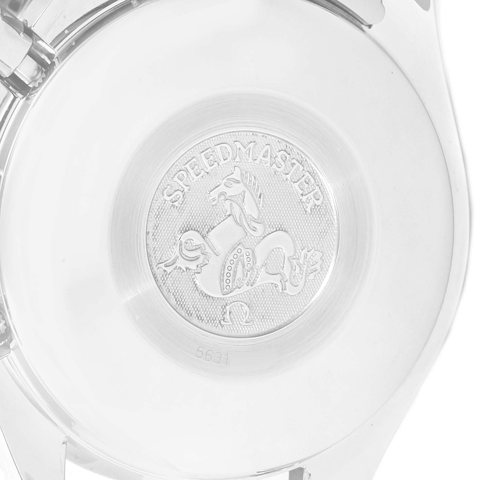 This image shows the case back of an Omega Speedmaster 3520.50.00 Men
s Stainless Steel Black Dial 3520.50.00 Men
s Stainless Steel Black Dial watch, featuring the engraved logo.