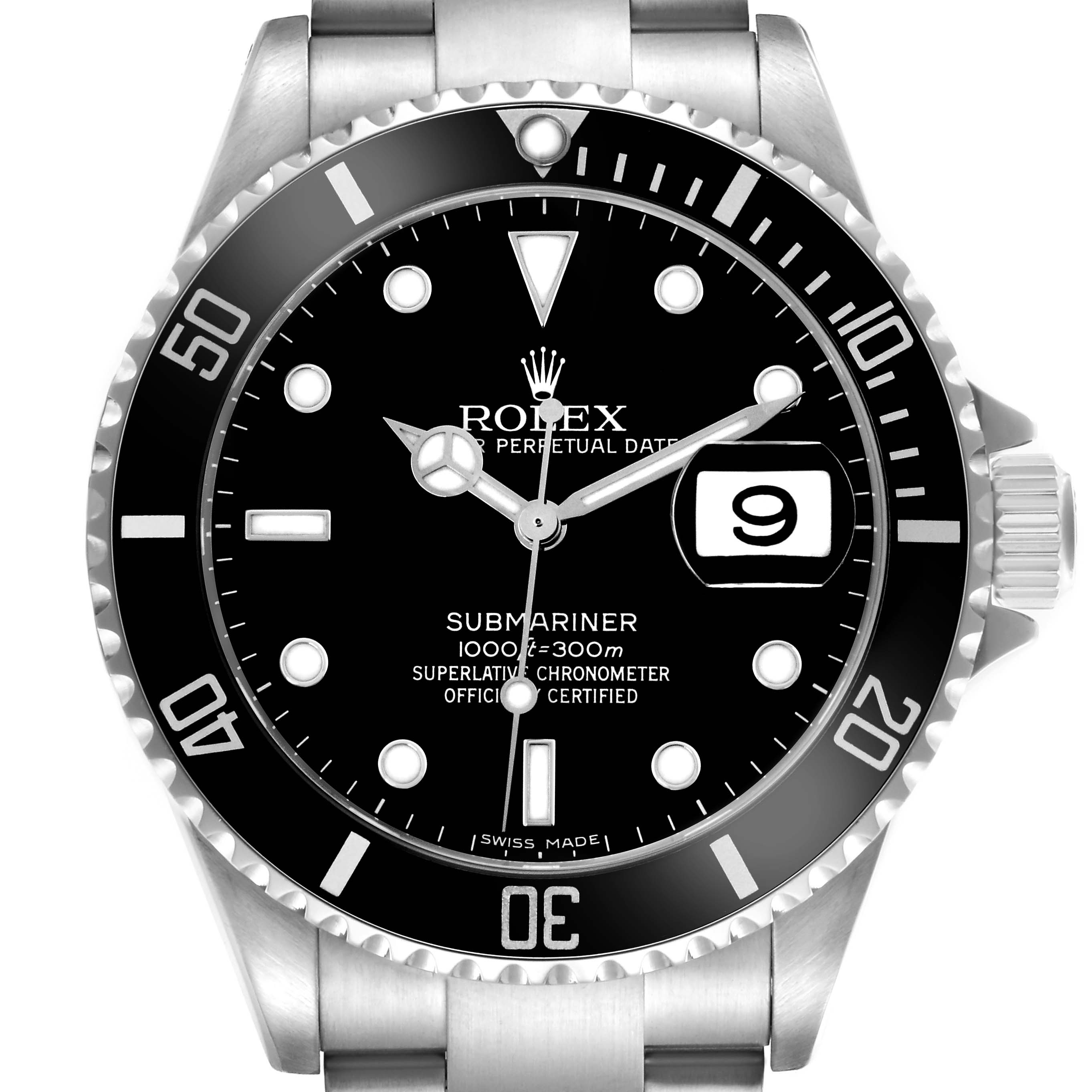 The Rolex Submariner 16610 Men
s Stainless Steel Black Dial 16610 Men
s Stainless Steel Black Dial watch is shown straight on, highlighting its dial, bezel, date, and part of the bracelet.