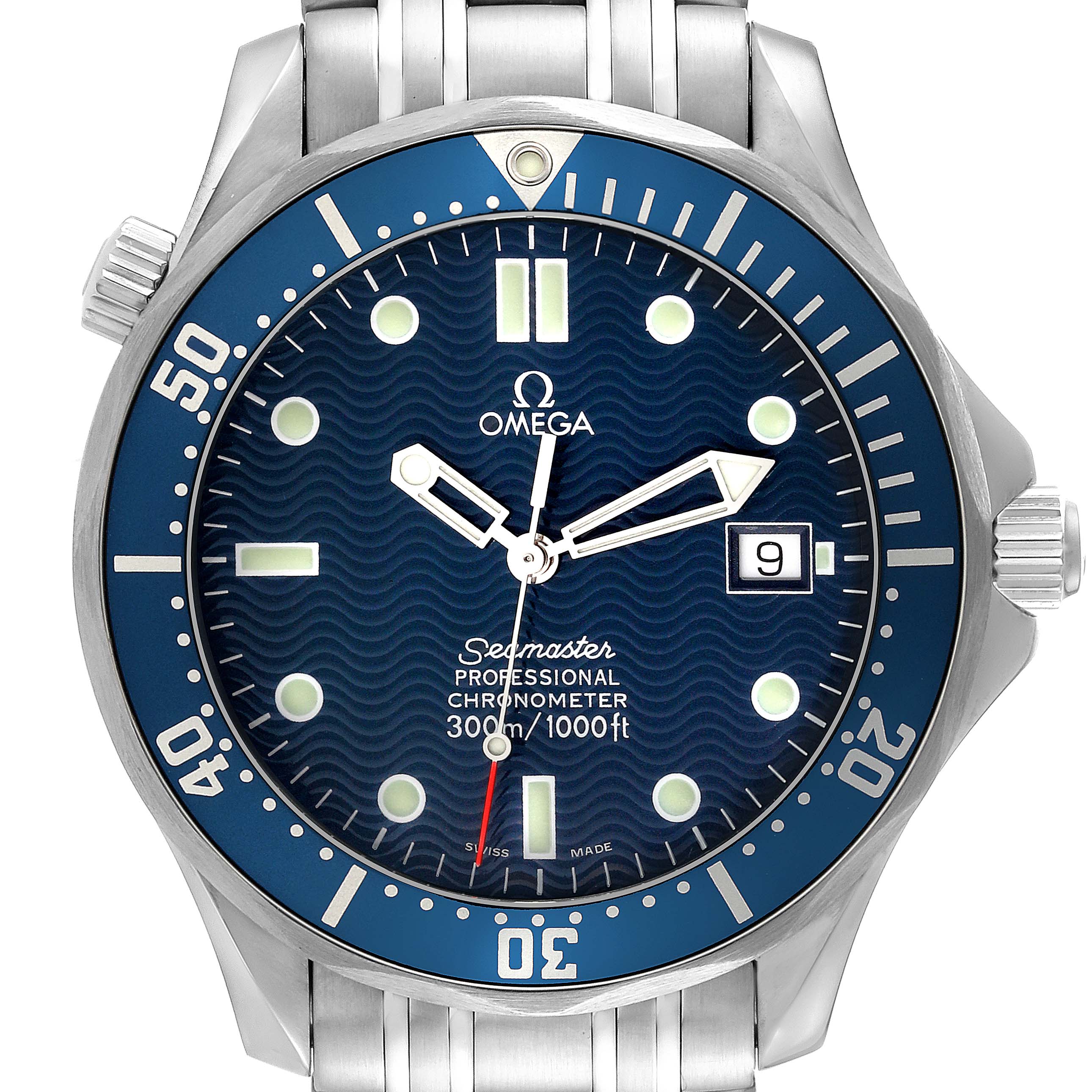 This image shows a front view of an Omega Seamaster 2531.80.00 Men
s Stainless Steel Blue Dial 2531.80.00 Men
s Stainless Steel Blue Dial watch, highlighting the dial, bezel, hands, and bracelet.