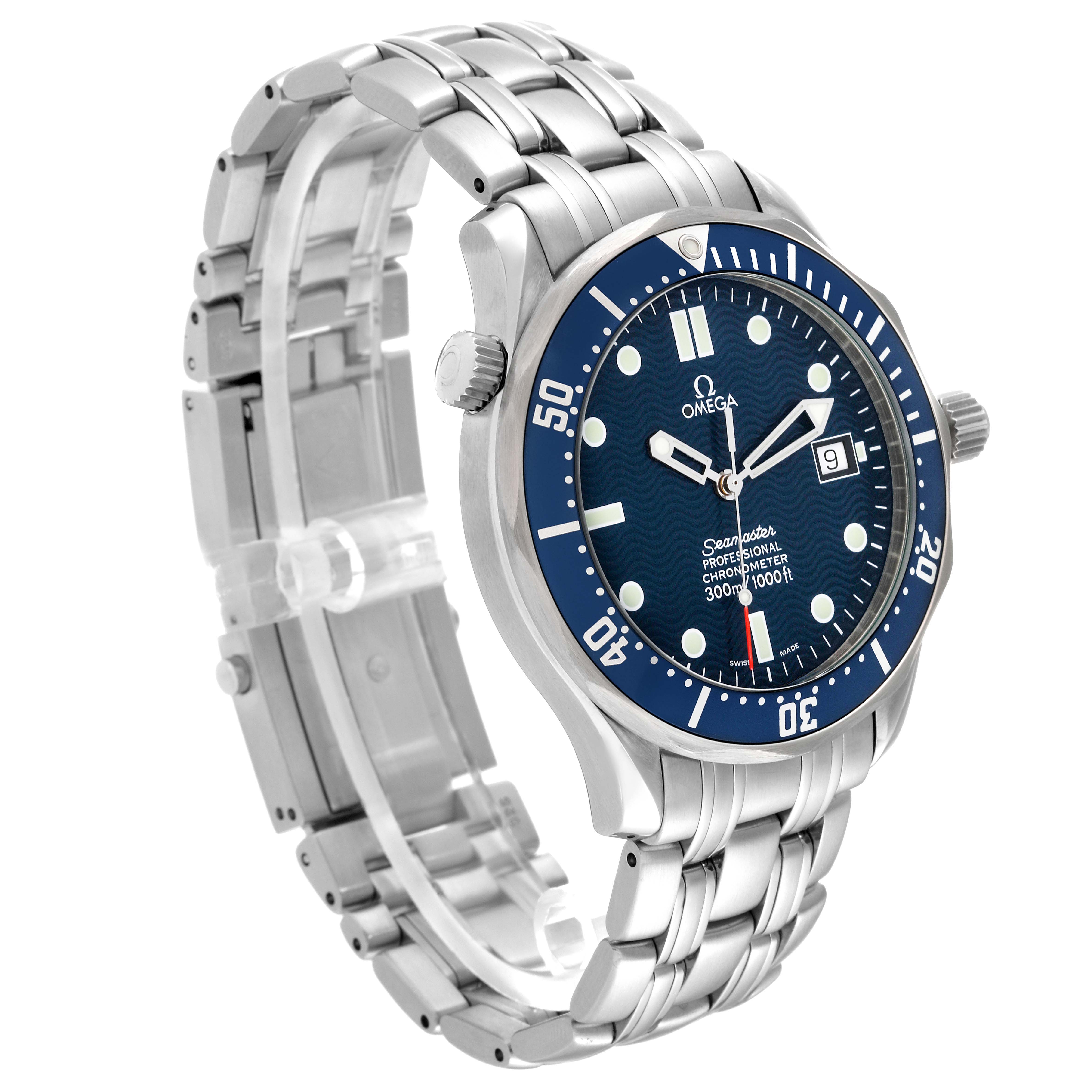 This image shows the Omega Seamaster 2531.80.00 Men
s Stainless Steel Blue Dial 2531.80.00 Men
s Stainless Steel Blue Dial watch at an angled side view, displaying the blue dial, stainless steel bracelet, and crown.