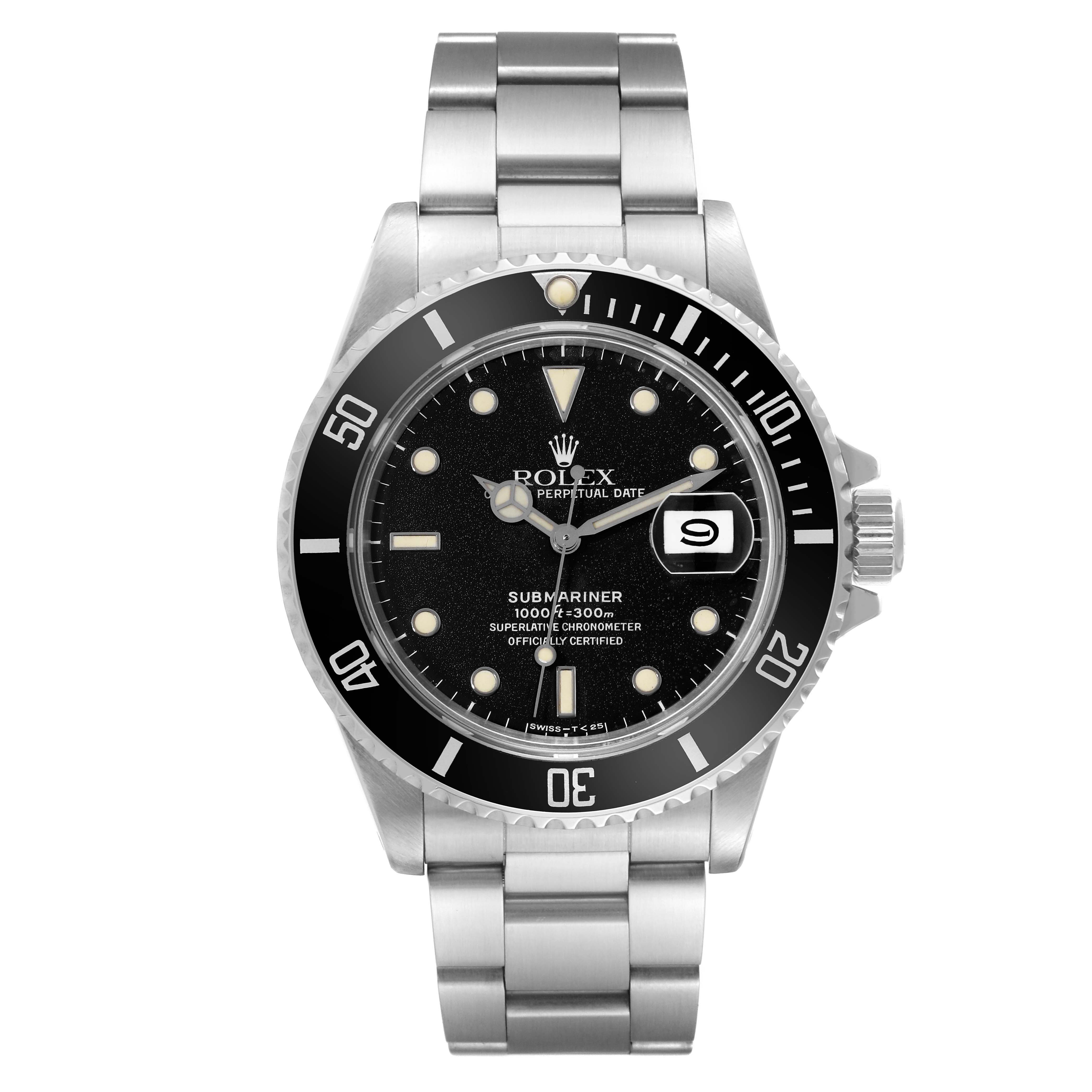This image shows the front view of a Rolex Submariner 168000 Men
s Stainless Steel Black Dial 168000 Men
s Stainless Steel Black Dial watch, displaying the dial, bezel, case, and bracelet.